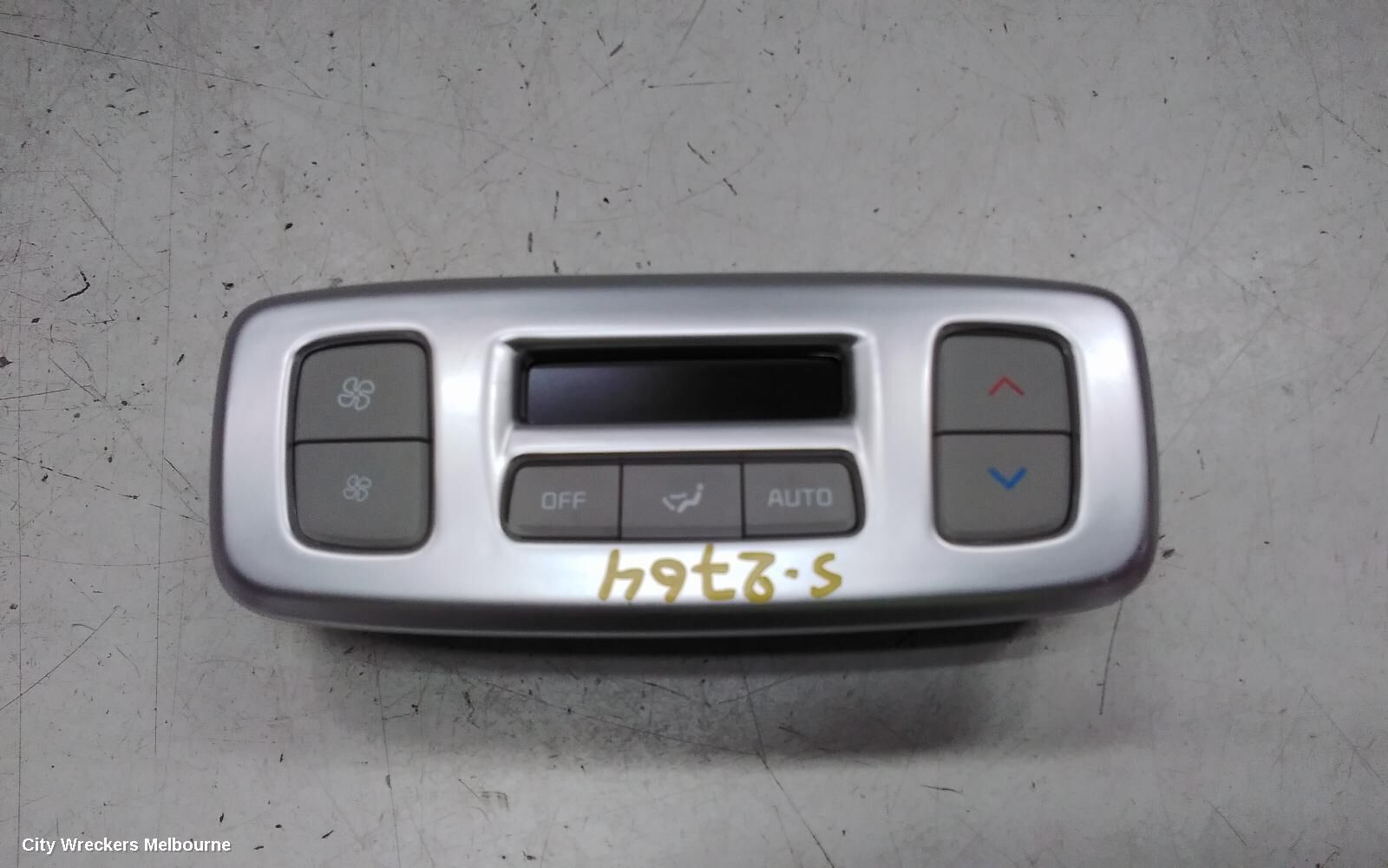 KIA CARNIVAL/GRAND CARNIVAL, KA4, 10/20-, 97950-R03XX / 97950-R0300GYT ~ Roof AC Control Switch: 140554