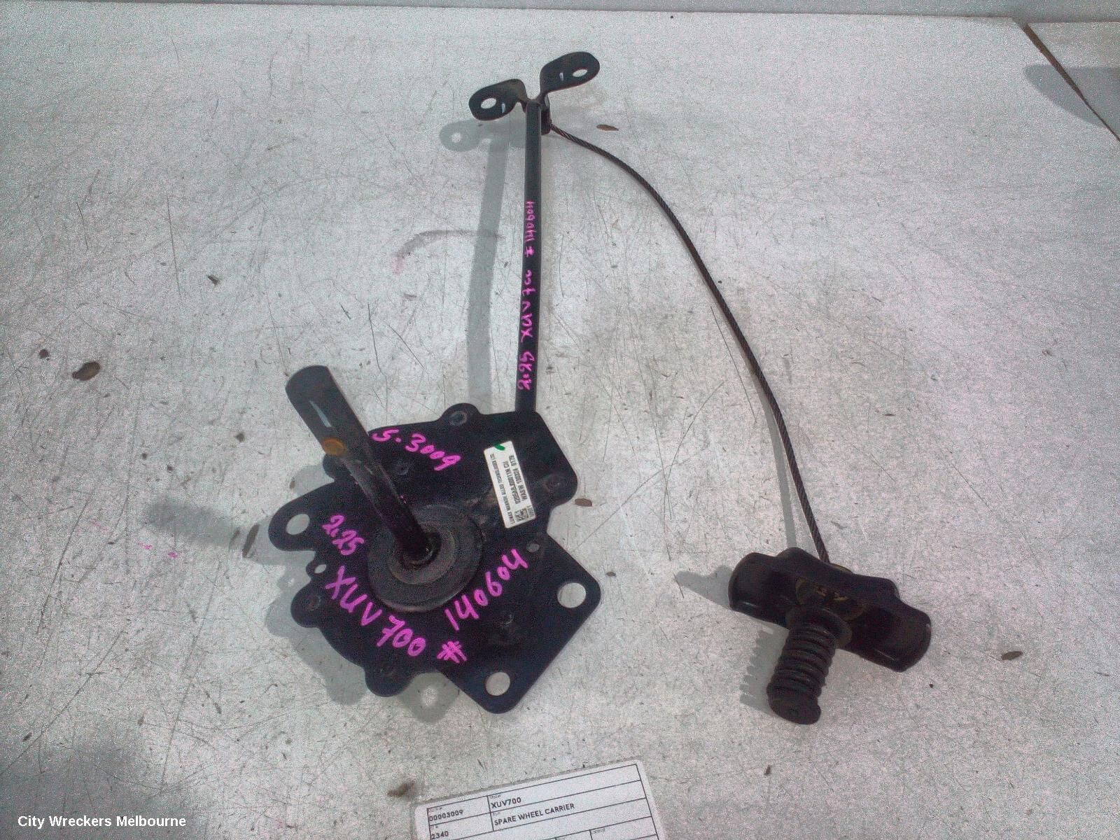 MAHINDRA XUV700 2025 Spare Wheel Carrier