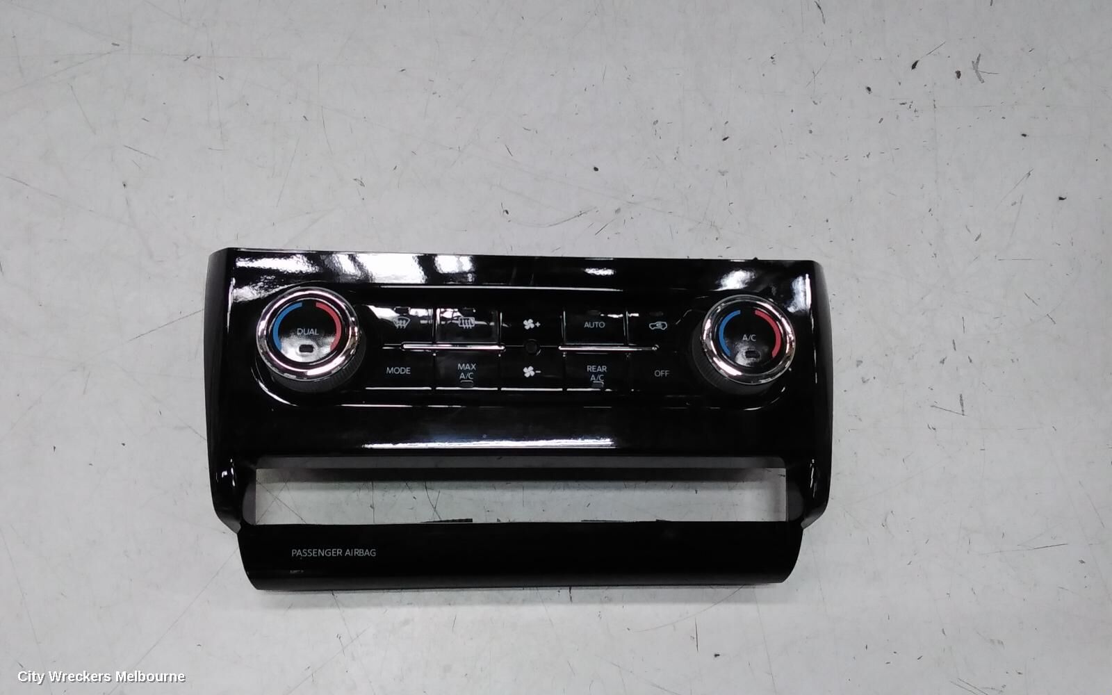 MAHINDRA XUV700 2025 Heater/Ac Controls