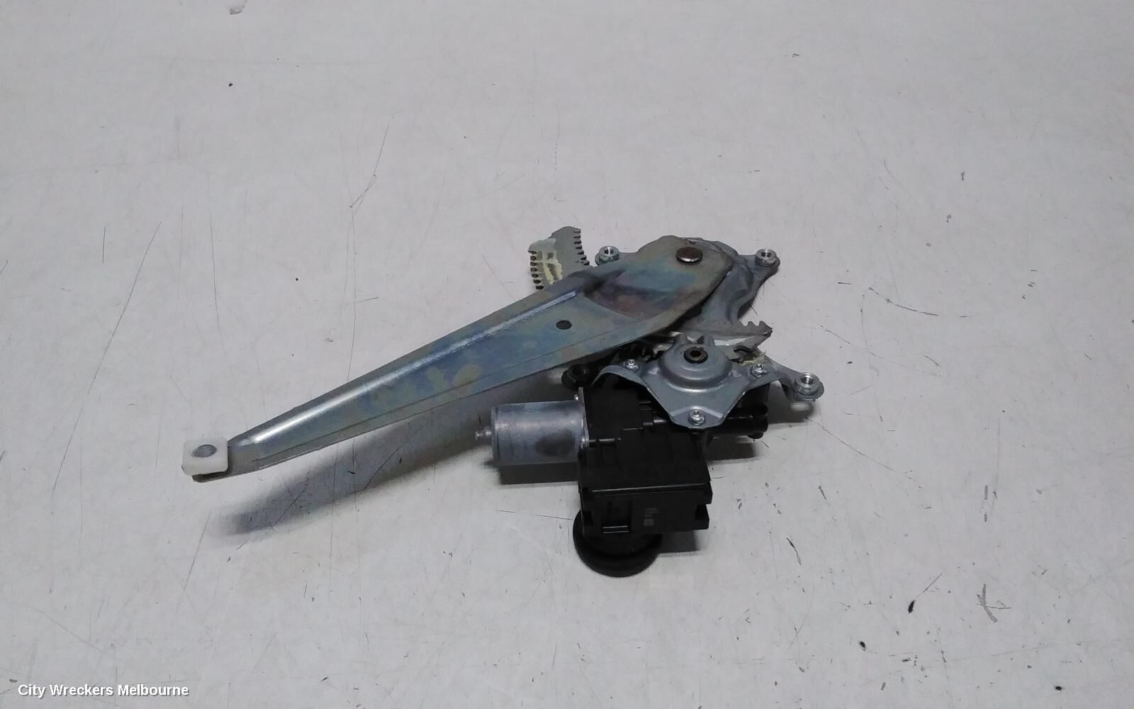 TOYOTA PRIUS 2020 Right Rear Wnd Reg/Motor