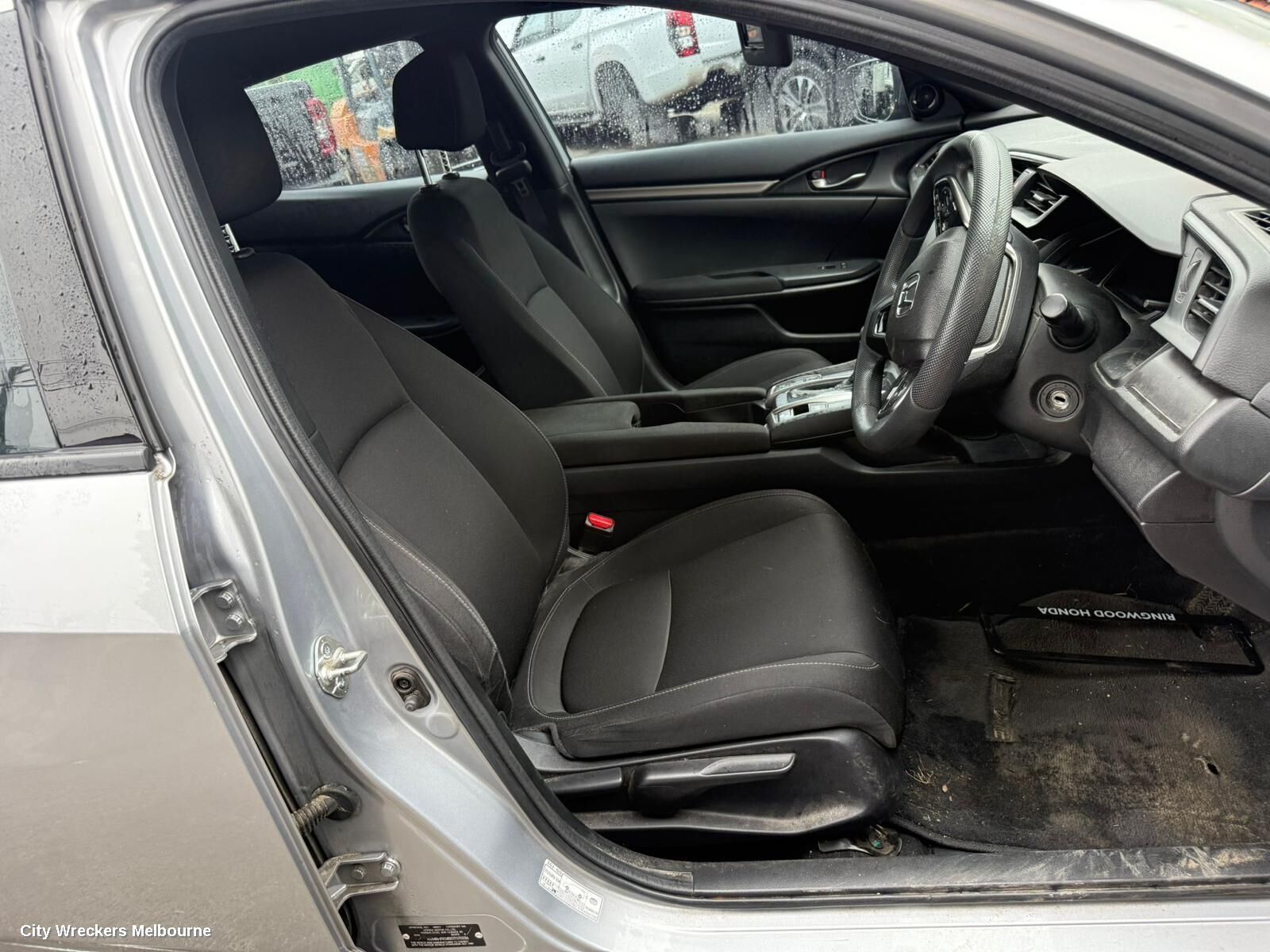 HONDA CIVIC 2018 Front Seat
