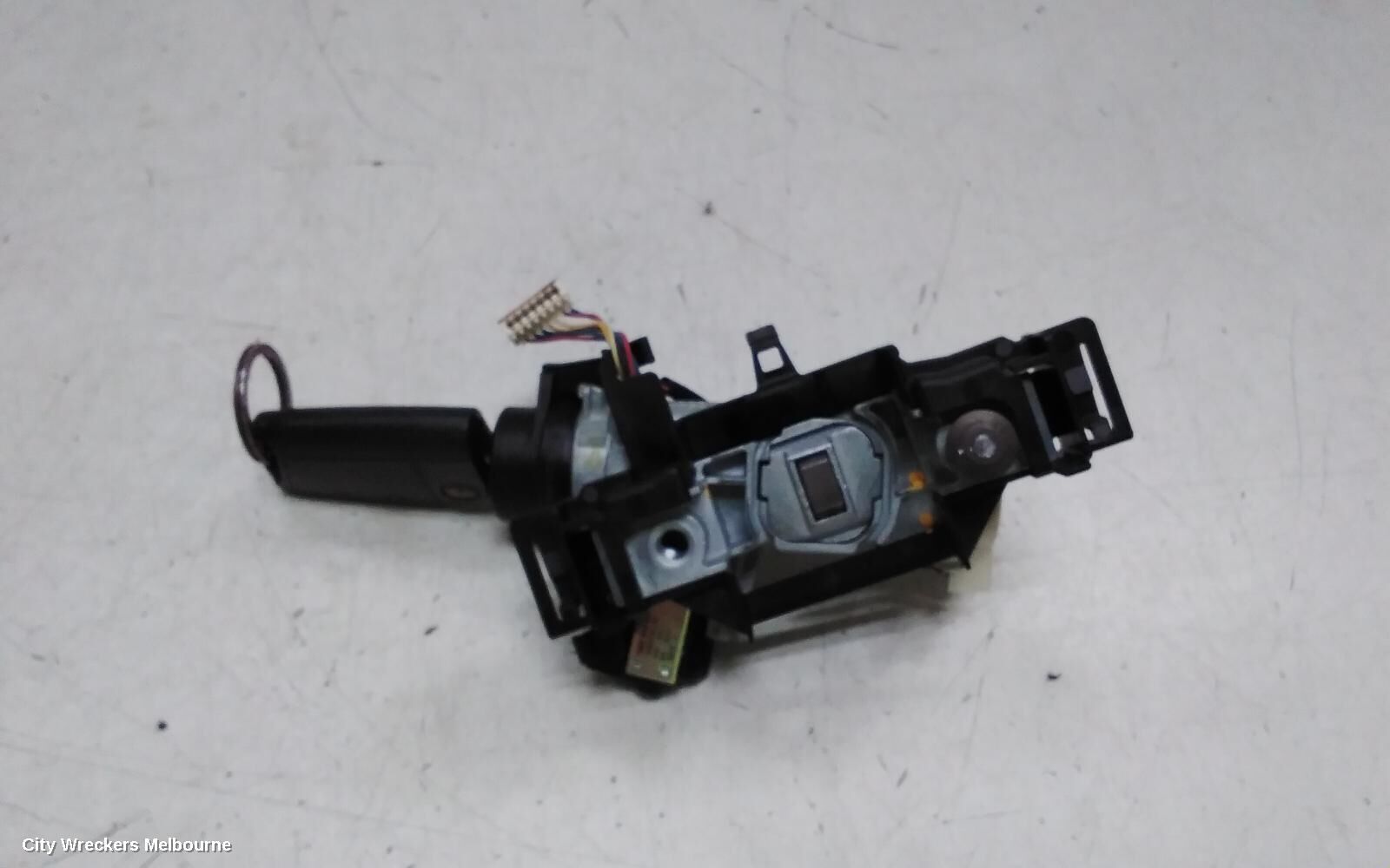 VOLKSWAGEN GOLF 2015 Ignition W/ Key