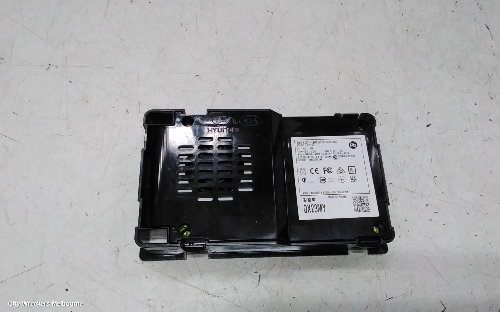 HYUNDAI VENUE, QX, 06/19-, MOBIL CHARGER : 140938