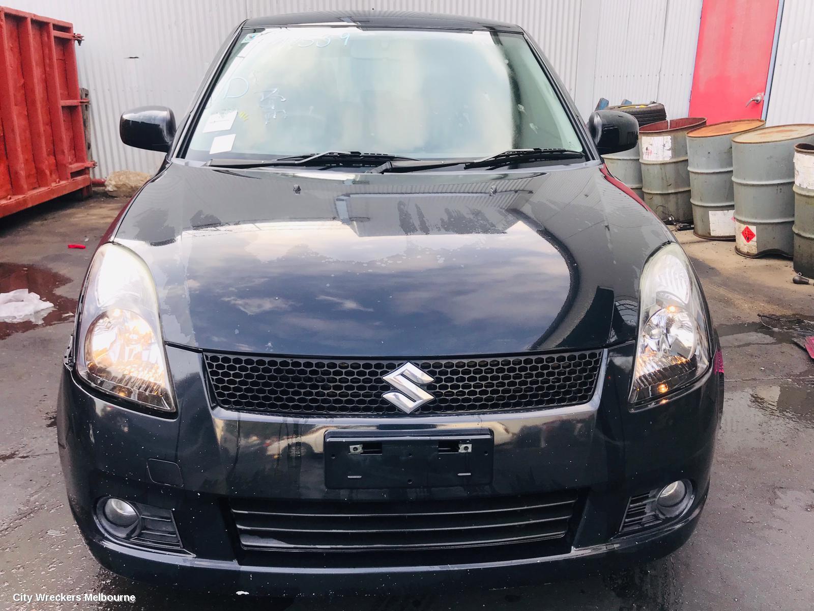SUZUKI SWIFT 2005 Starter