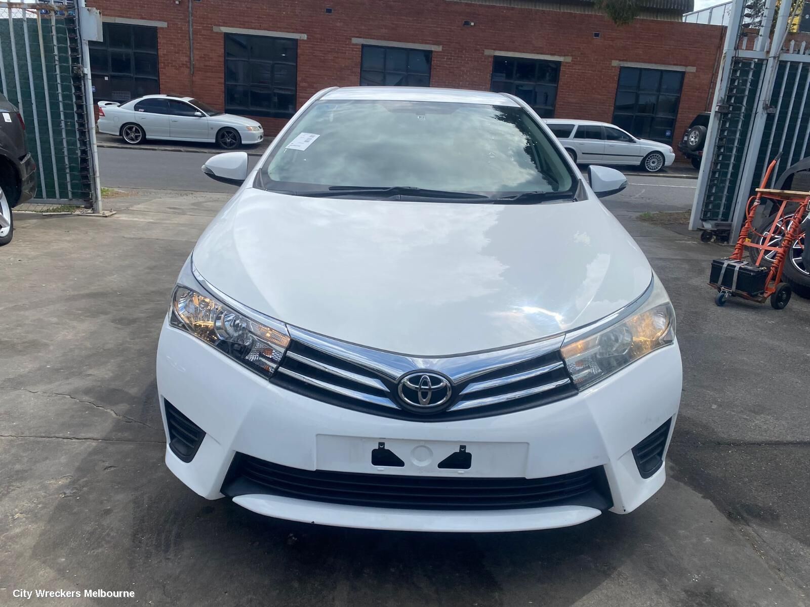 TOYOTA COROLLA 2014 Grille