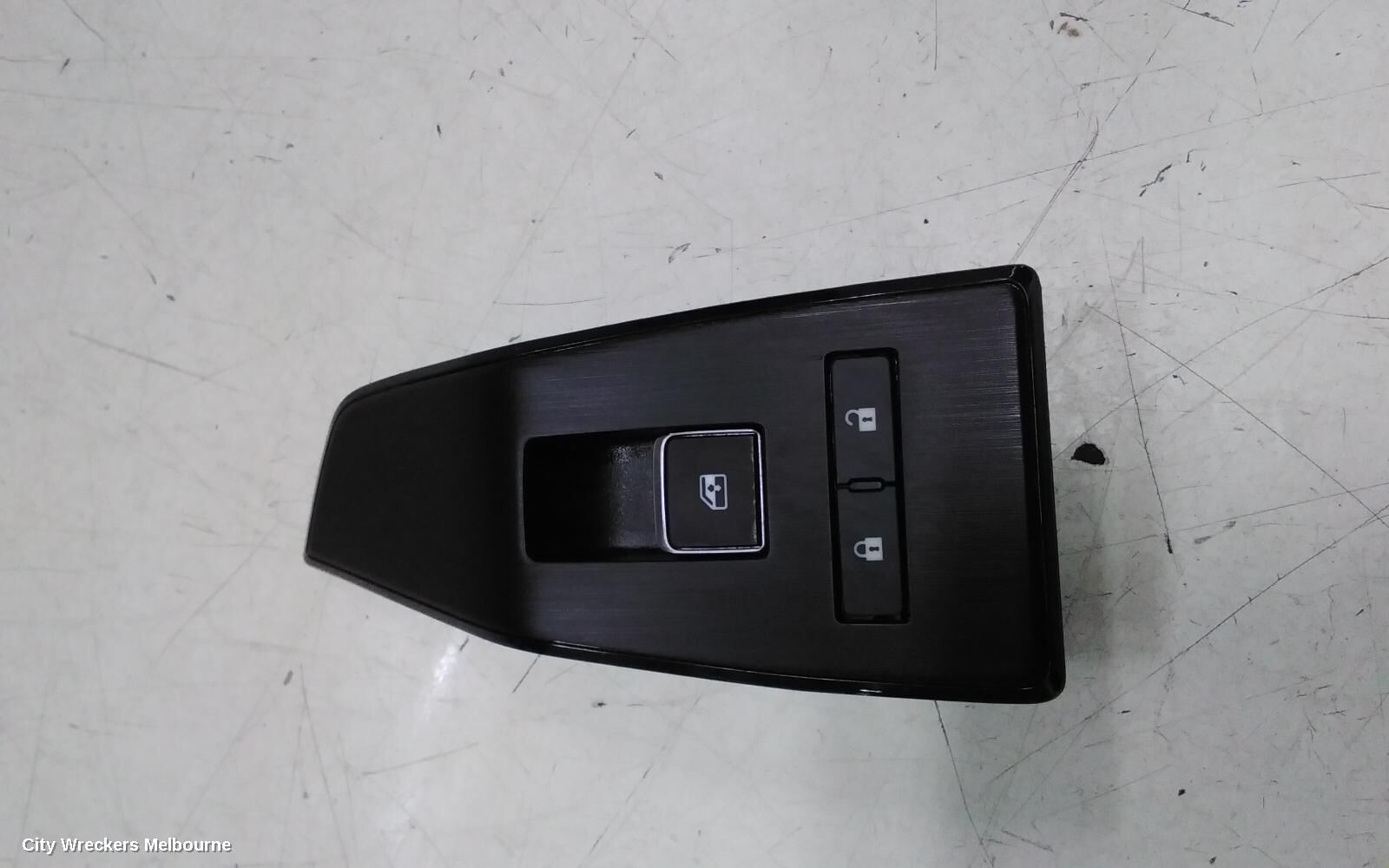 NISSAN XTRAIL 2024 Pwr Dr Wind Switch