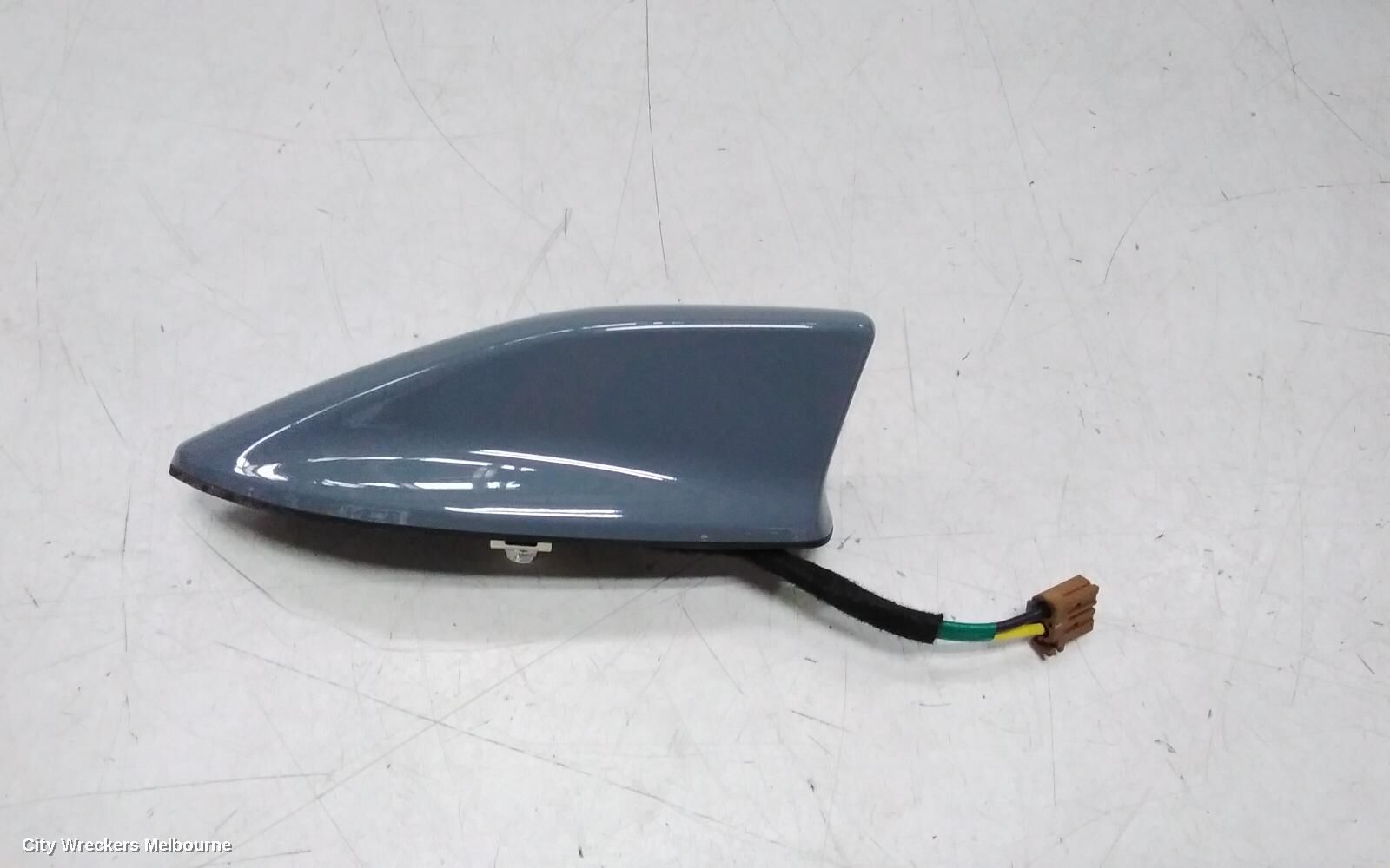 NISSAN XTRAIL 2024 Antenna
