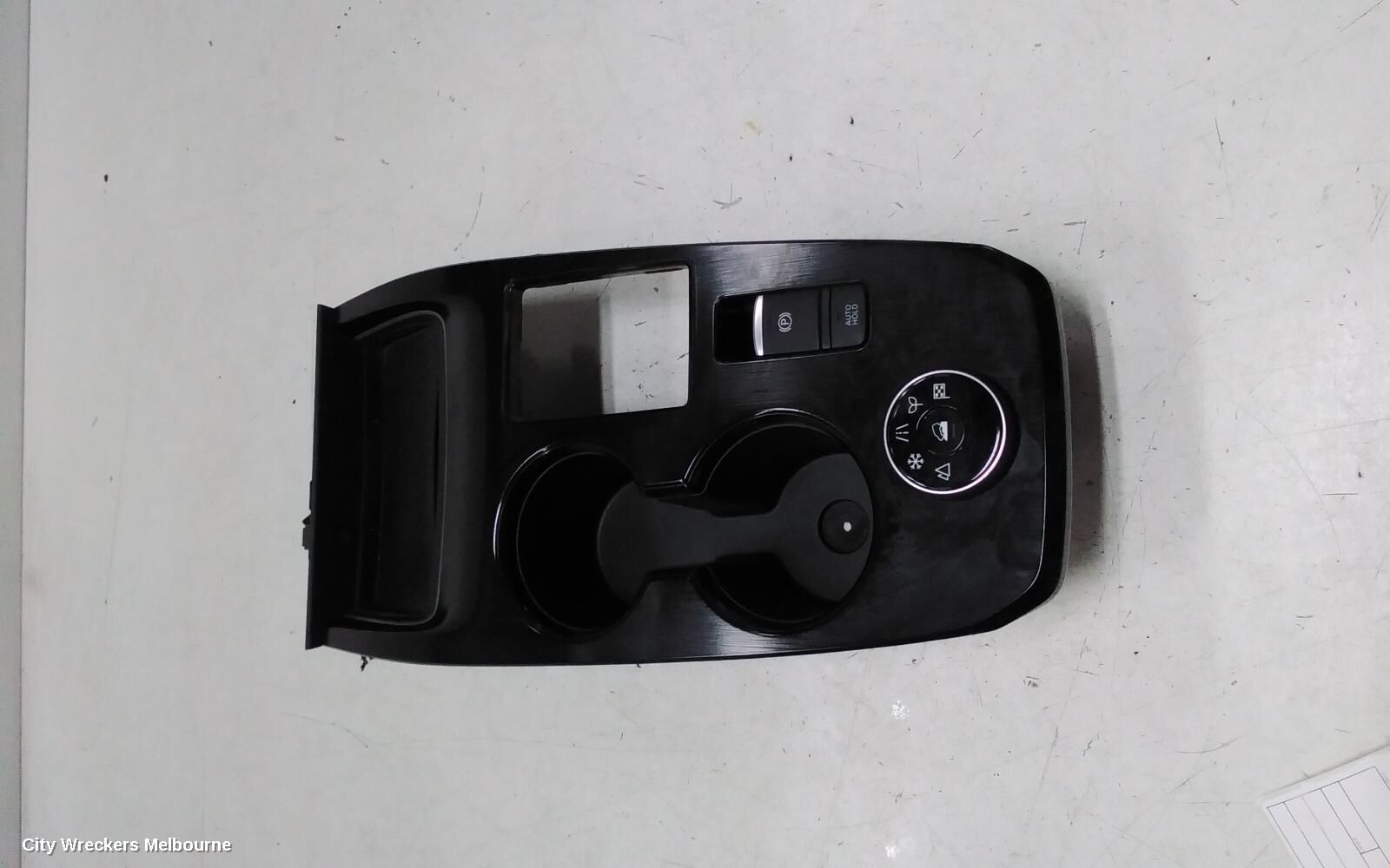 NISSAN XTRAIL, T33, 08/22-, WC500MNM  wireless power charger: 141199