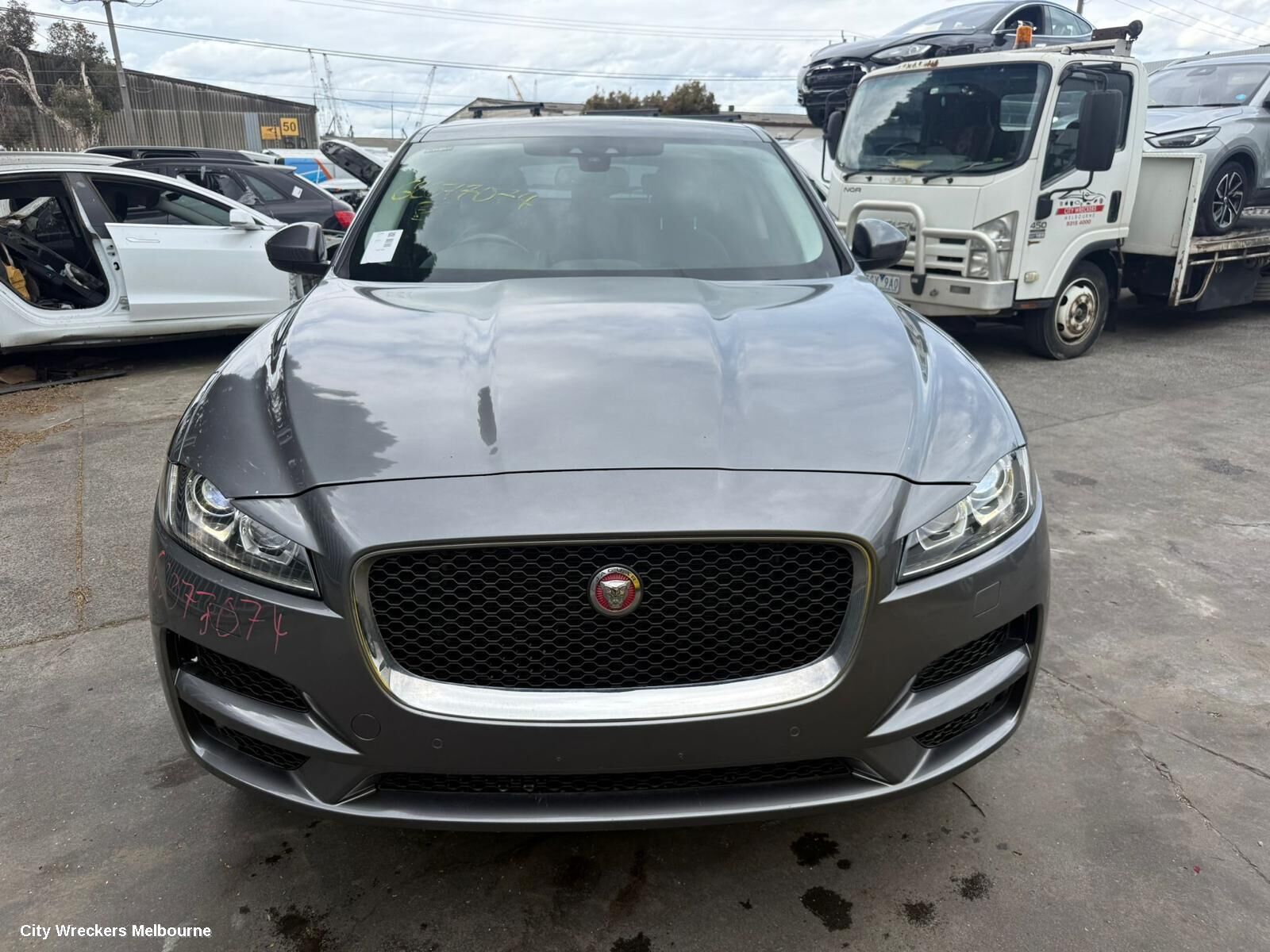 JAGUAR F PACE 2016 Left Rear Strut