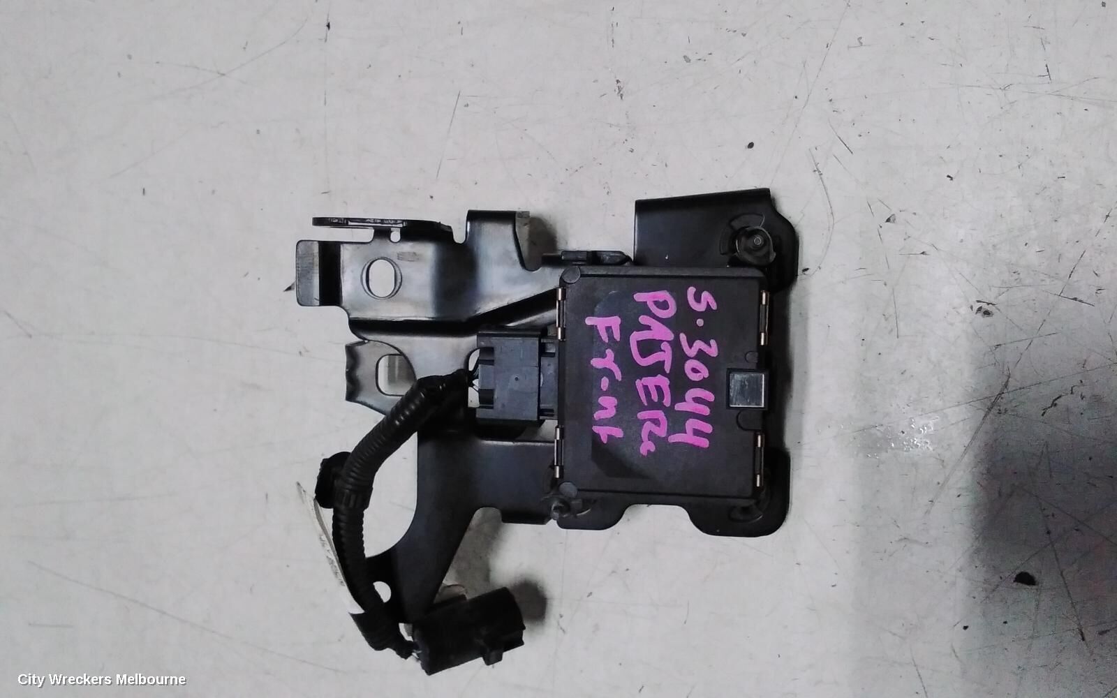 MITSUBISHI PAJERO 2023 REVERSE CAMERA