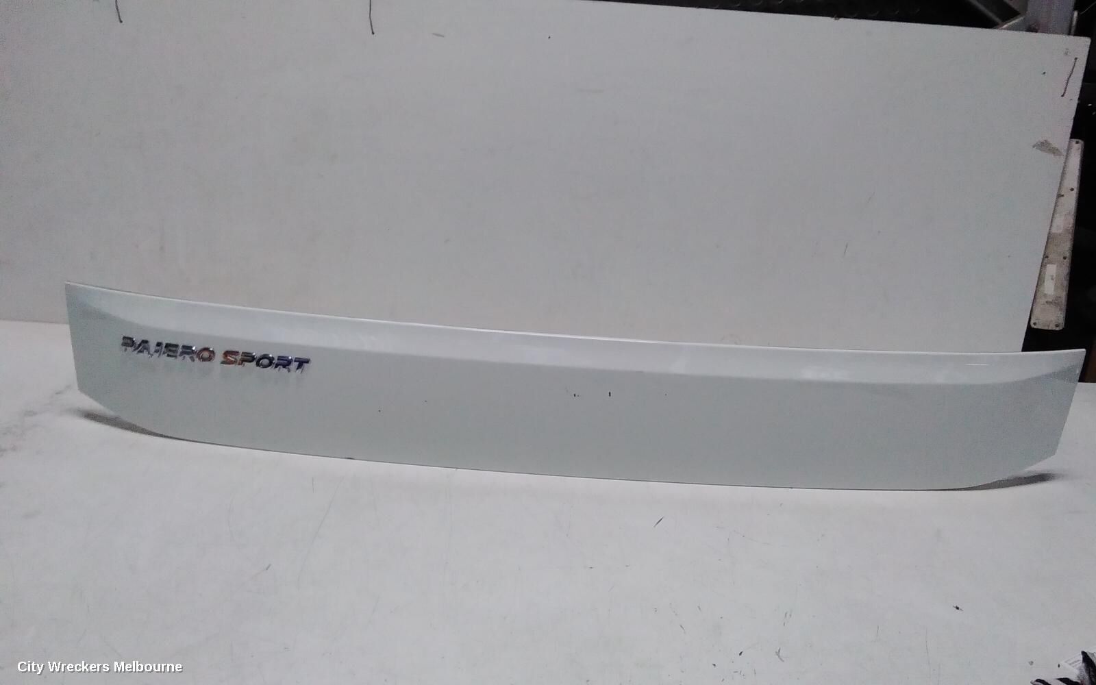 MITSUBISHI PAJERO 2023 Rear Garnish