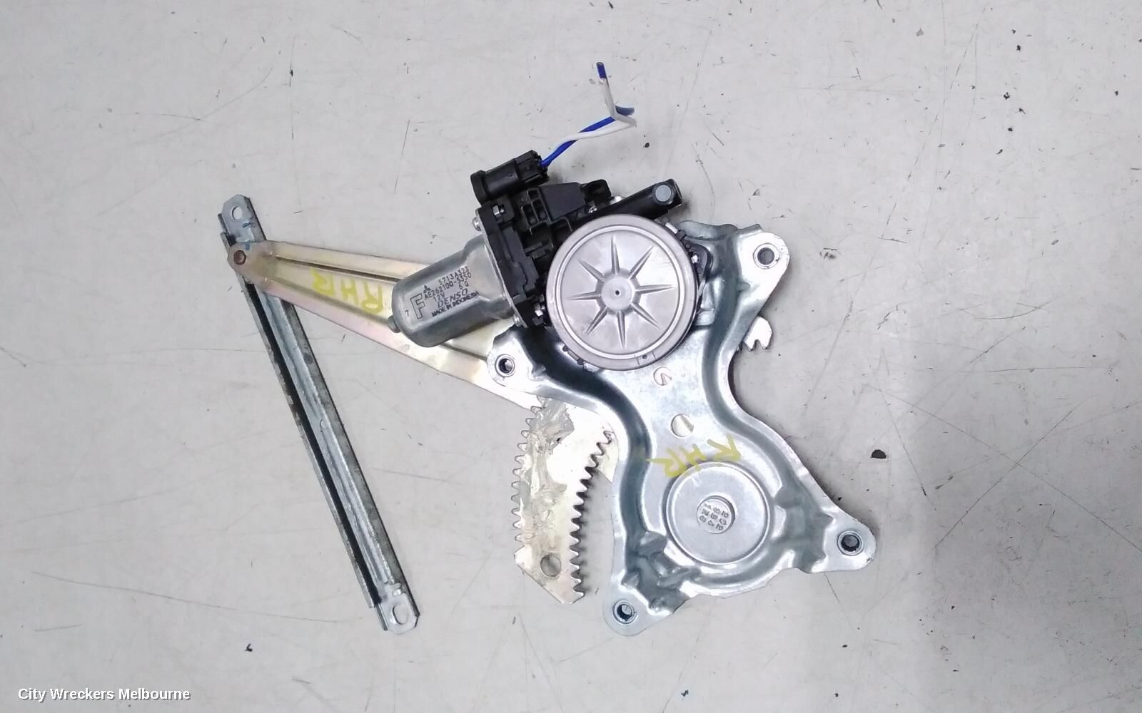 MITSUBISHI PAJERO 2023 Right Rear Wnd Reg/Motor