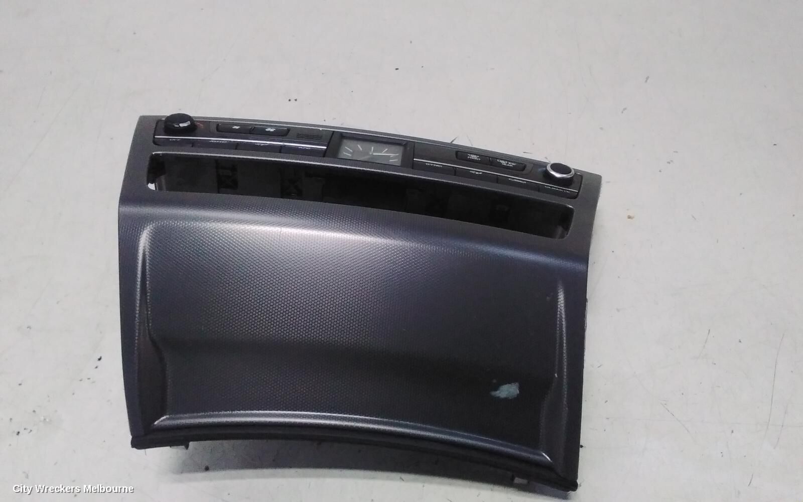 HYUNDAI GENESIS 2017 Heater/Ac Controls