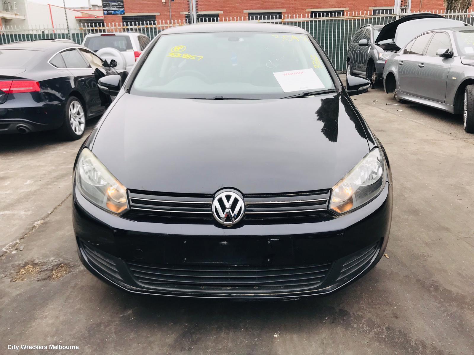 VOLKSWAGEN GOLF 2009 Left Driveshaft