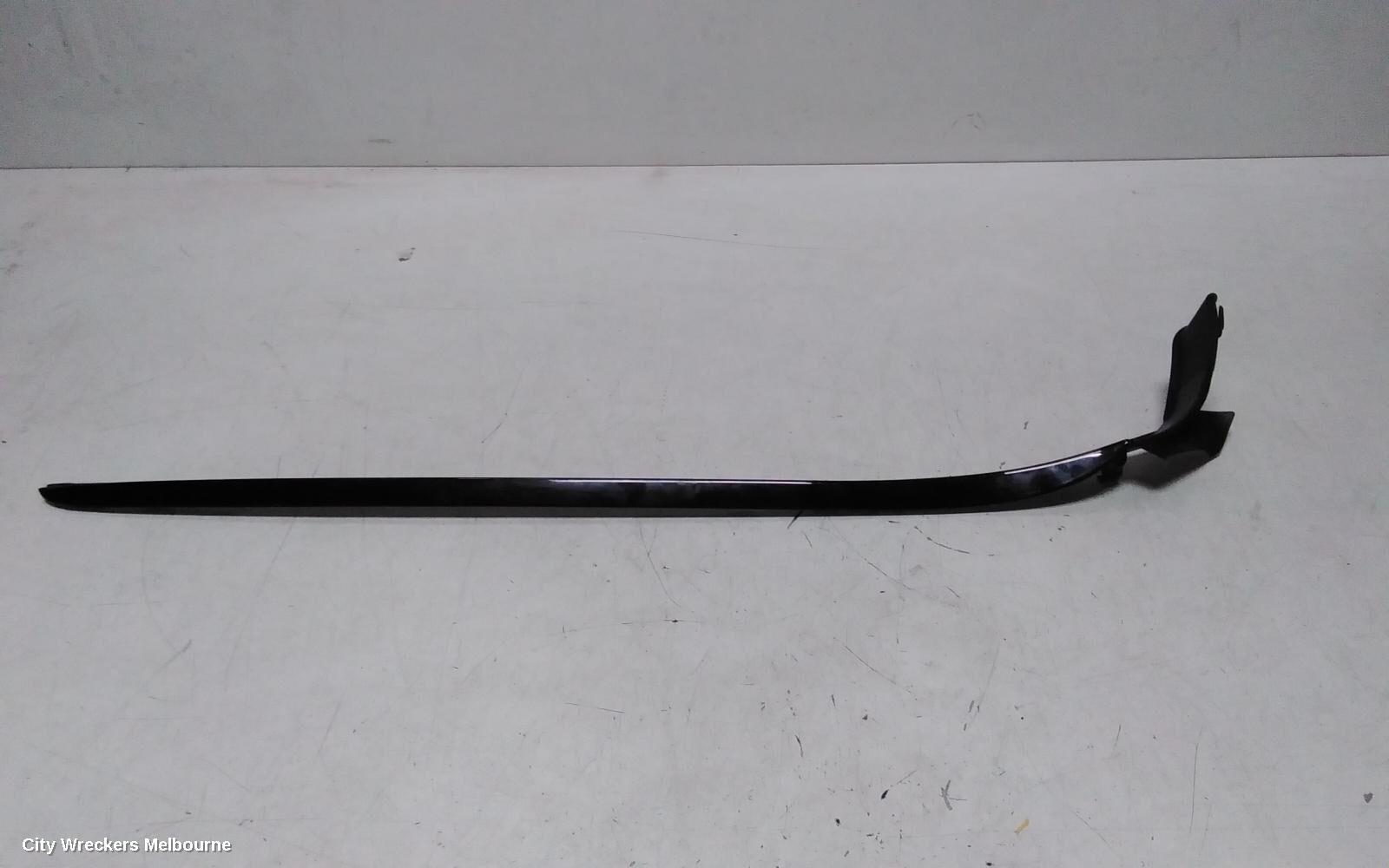 GENESIS GV70 2024 Trim Panel