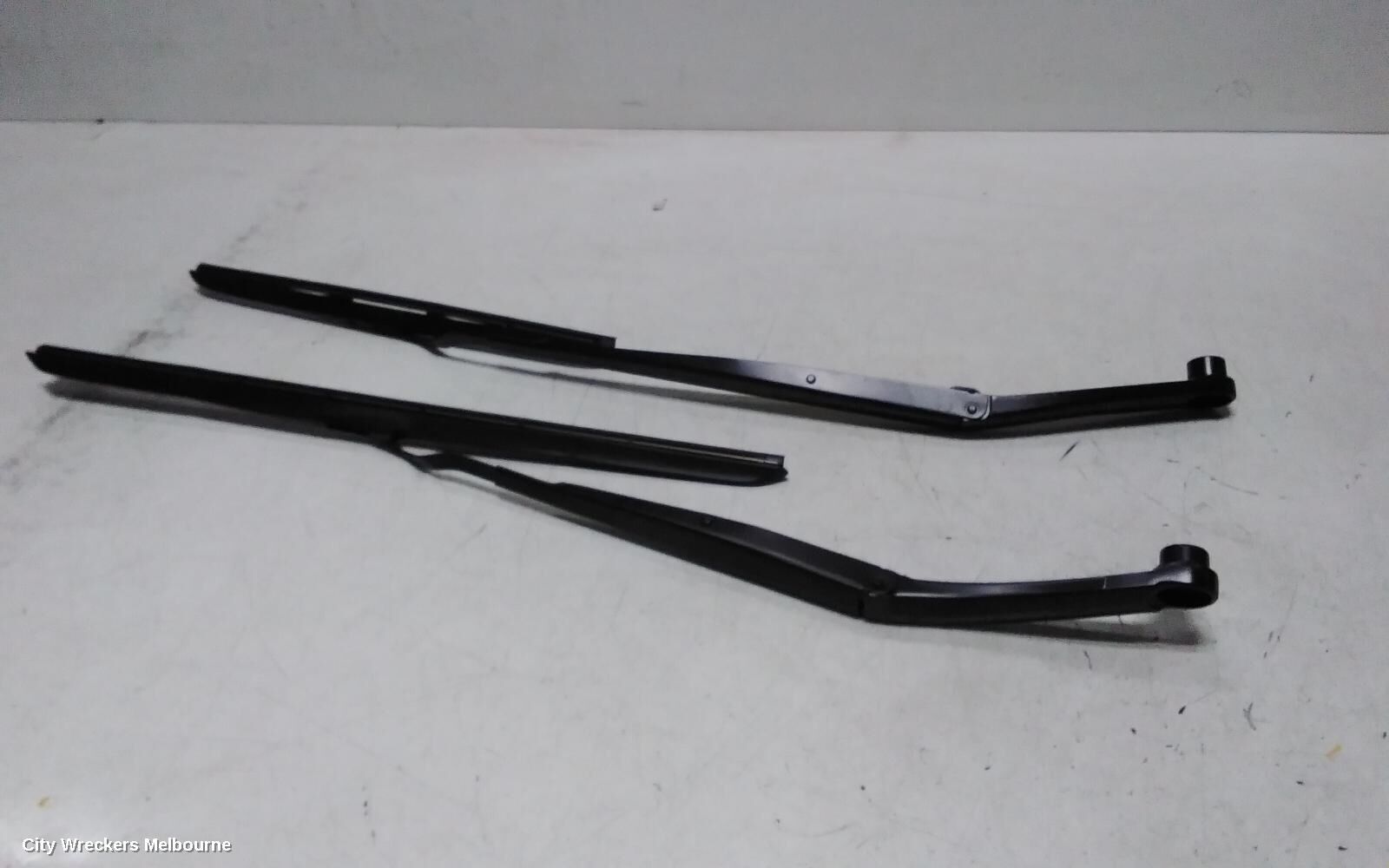 GENESIS GV70 2024 Wiper Arm