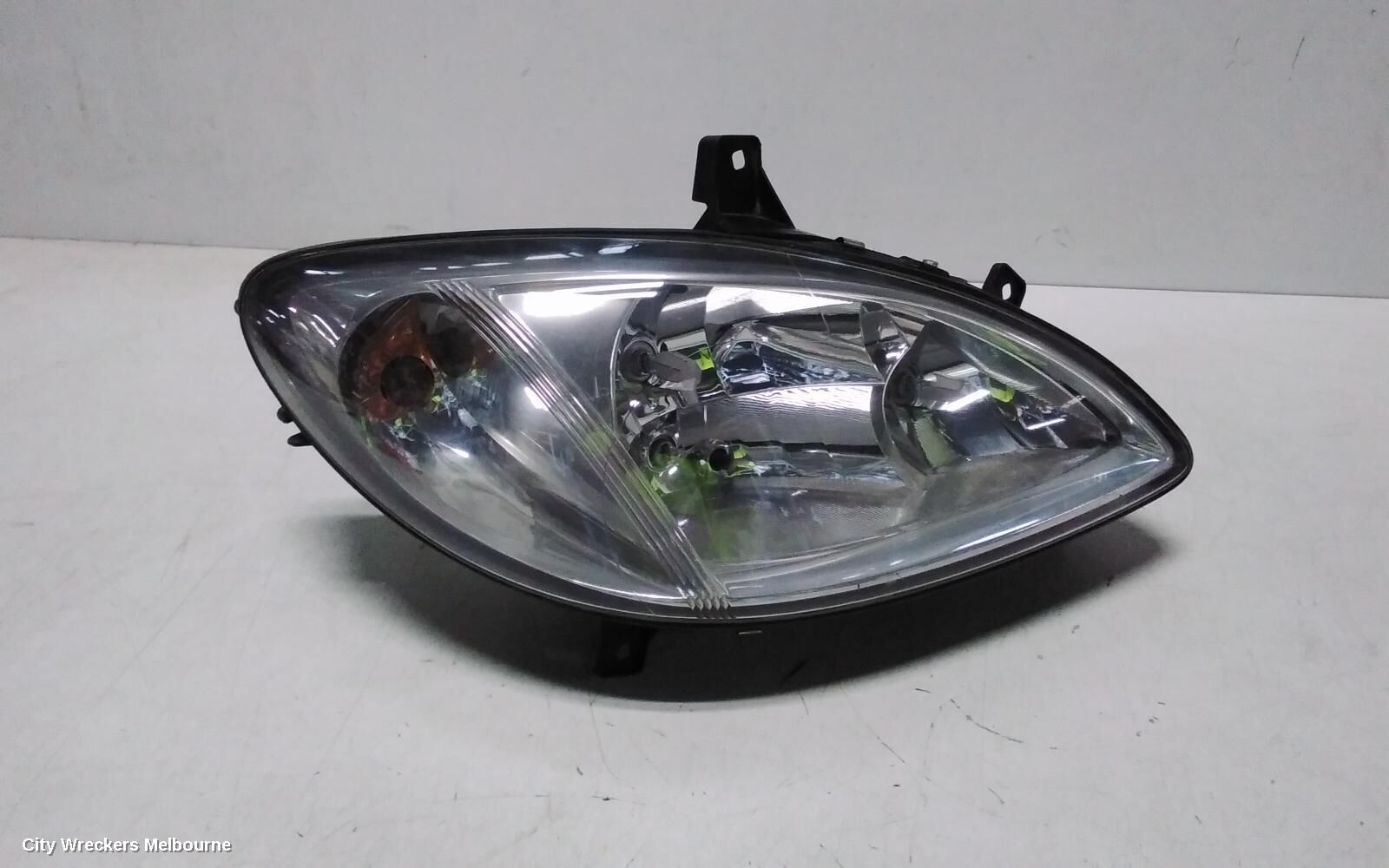 MERCEDES VITO 2008 Right Headlamp
