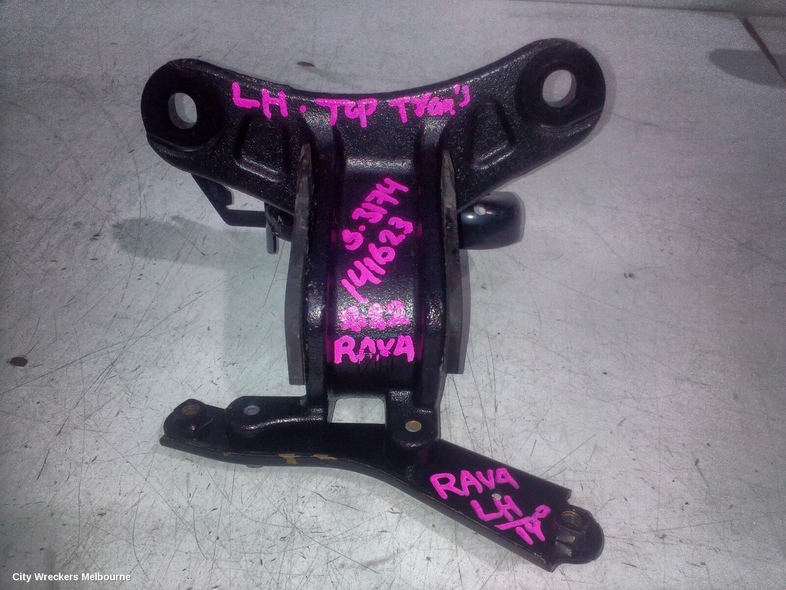 TOYOTA RAV4 2022 Mount