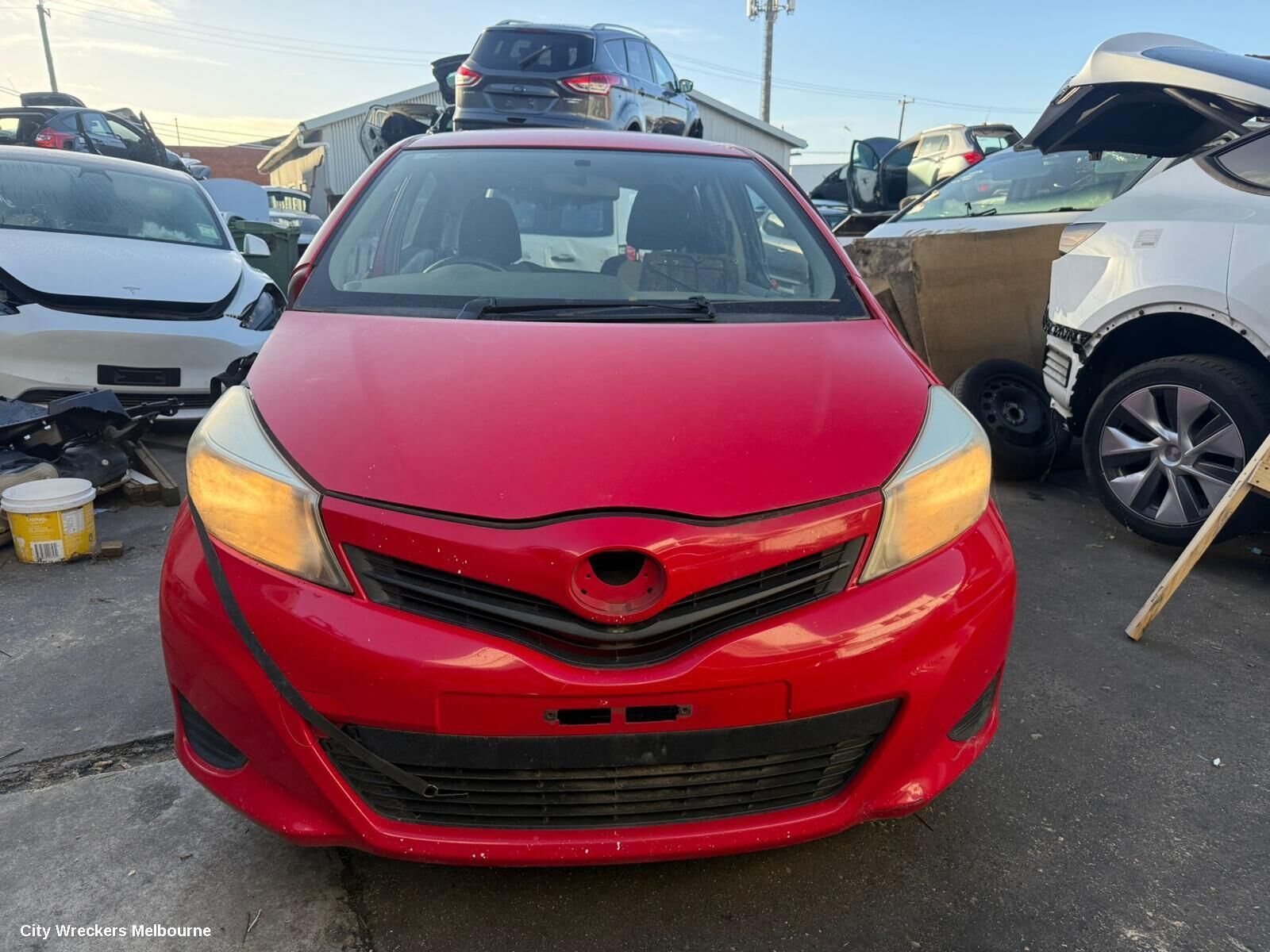 TOYOTA YARIS 2013 Engine