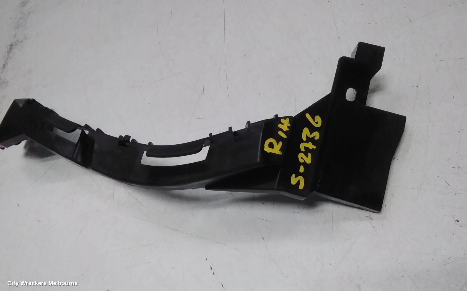 MAZDA 3, BP, 03/19-, RH HEADLIGHT BRACKET : 141920