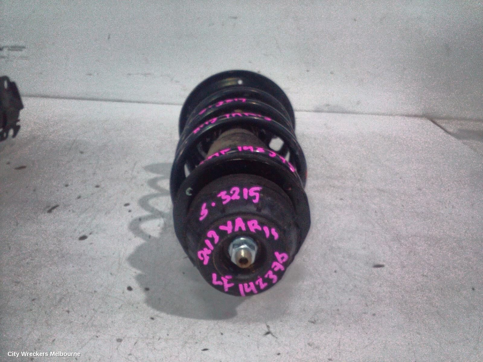 TOYOTA YARIS 2013 Left Front Strut