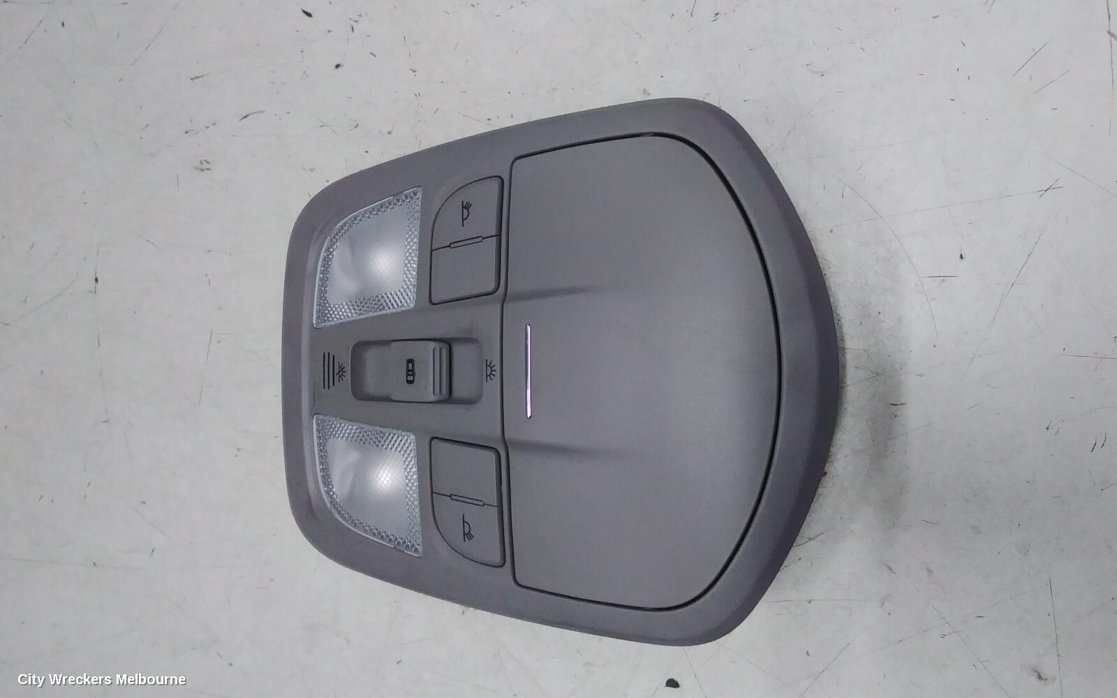 LDV G10 2025 Courtesy Light