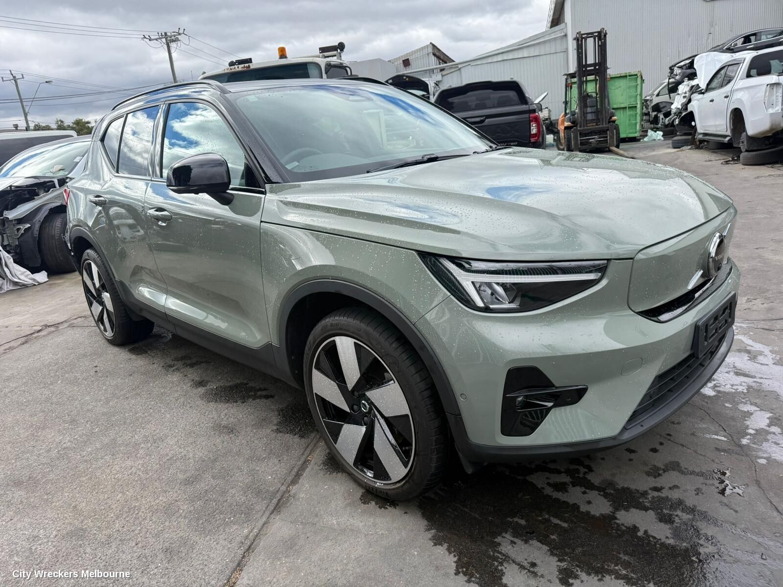 VOLVO XC40 2023 Right Front Window Reg/Motor