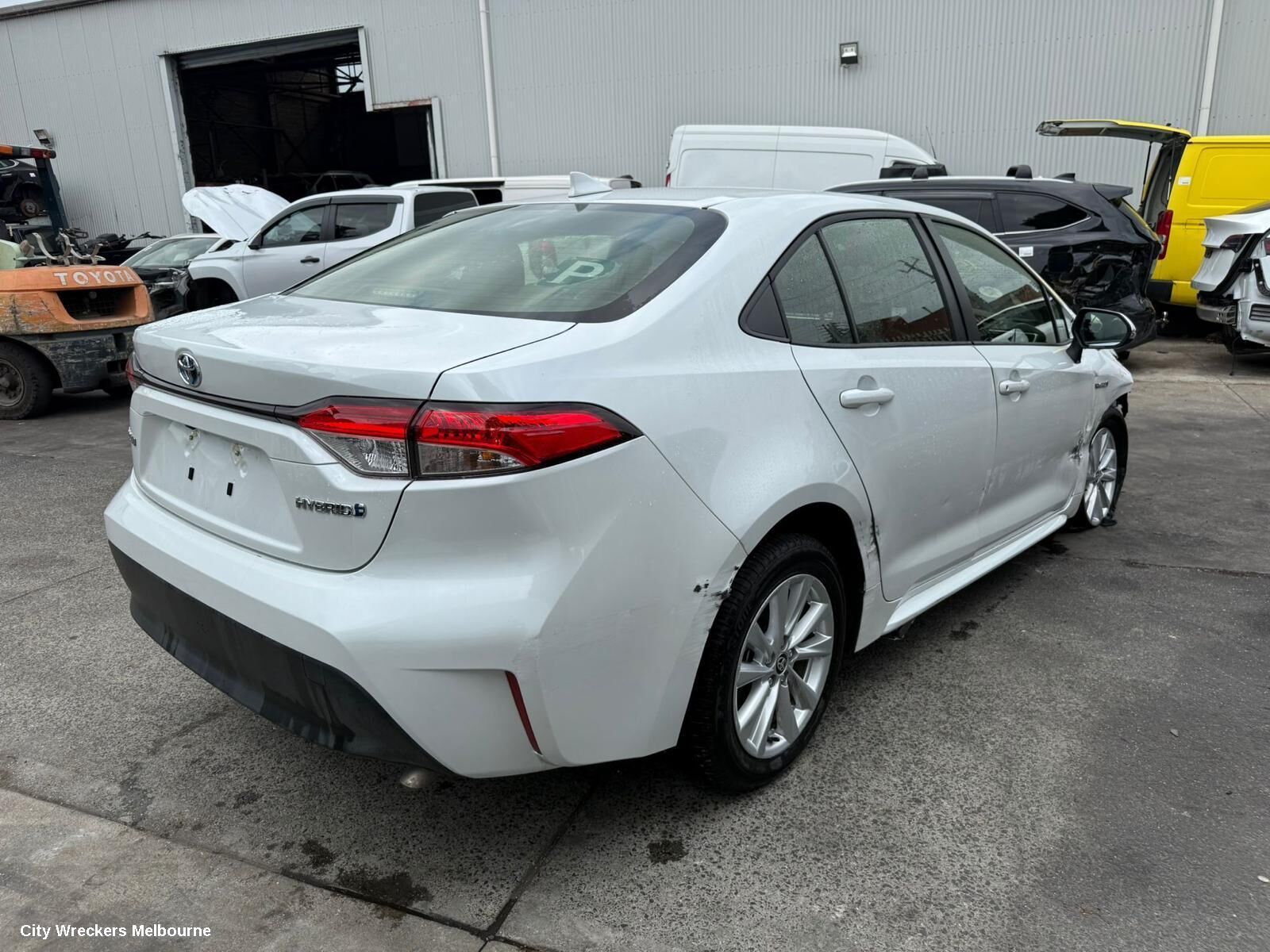 TOYOTA COROLLA 2024 Hoodlining