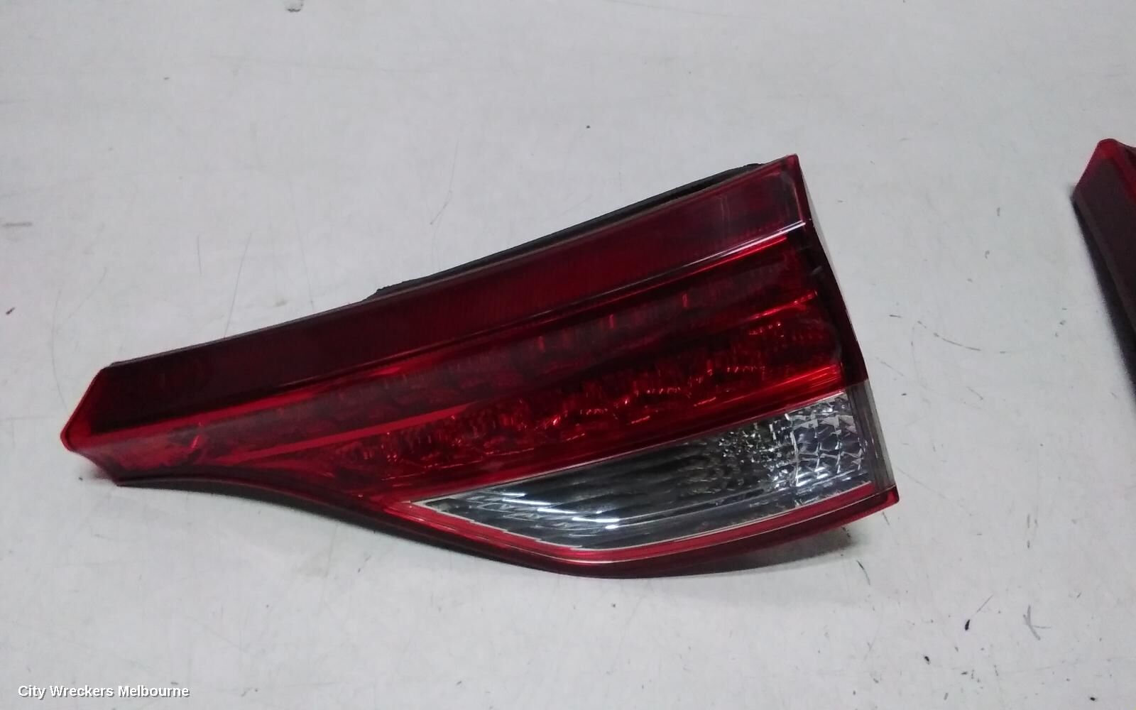 TOYOTA ESTIMA 2012 Rear Garnish