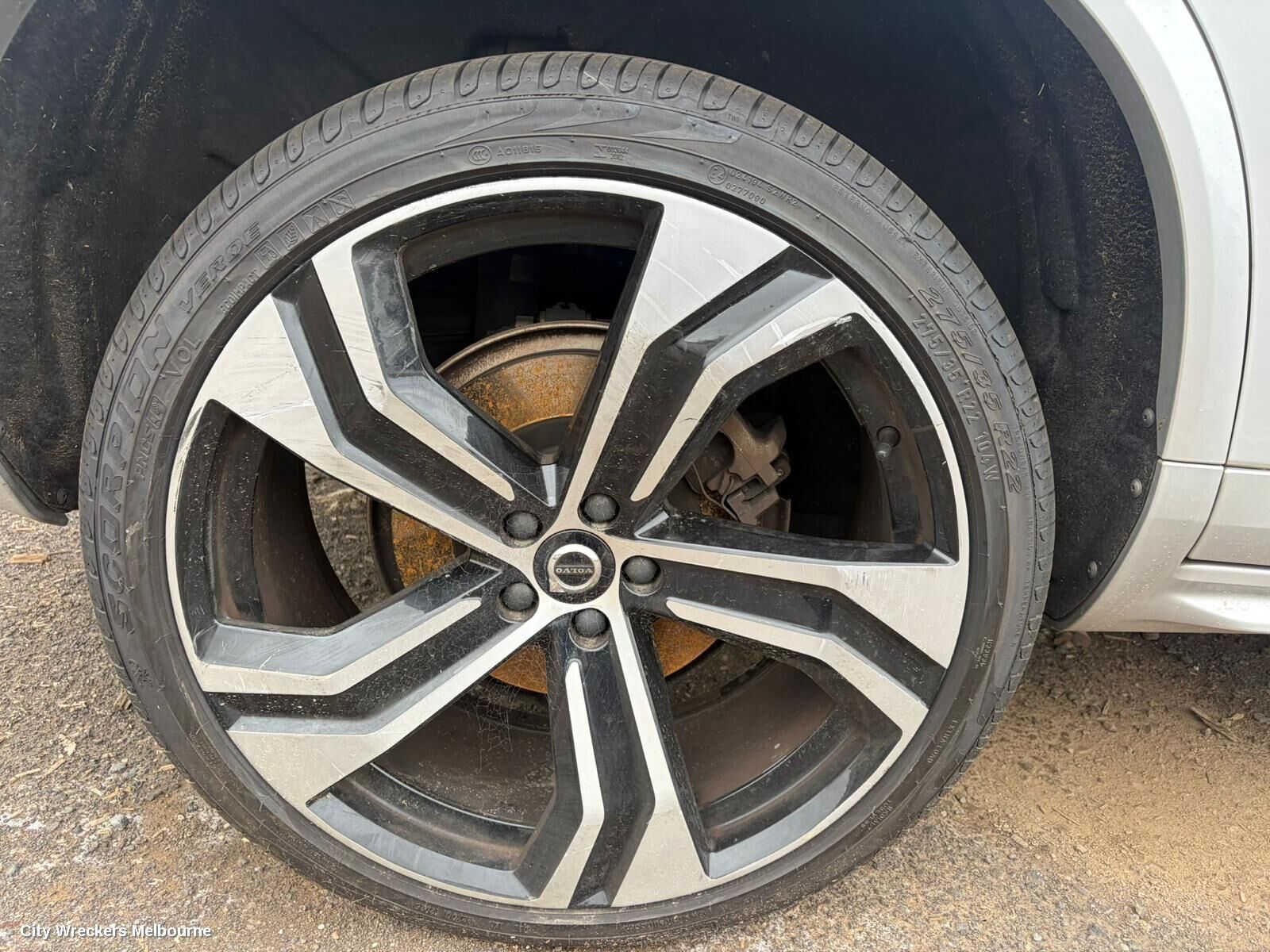VOLVO XC90 2021 Wheel Mag