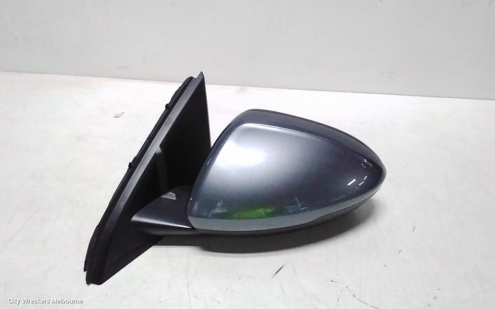 HOLDEN COMMODORE 2019 Left Door Mirror