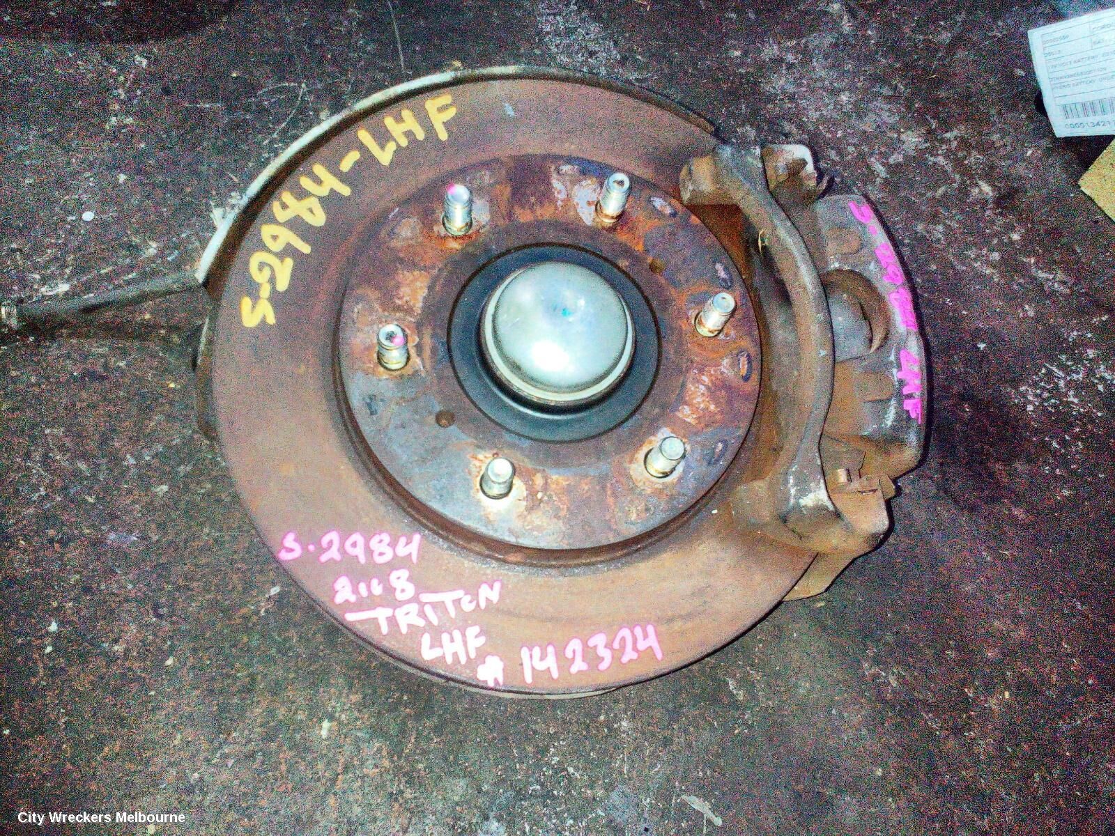 MITSUBISHI TRITON 2008 Left Front Hub Assembly