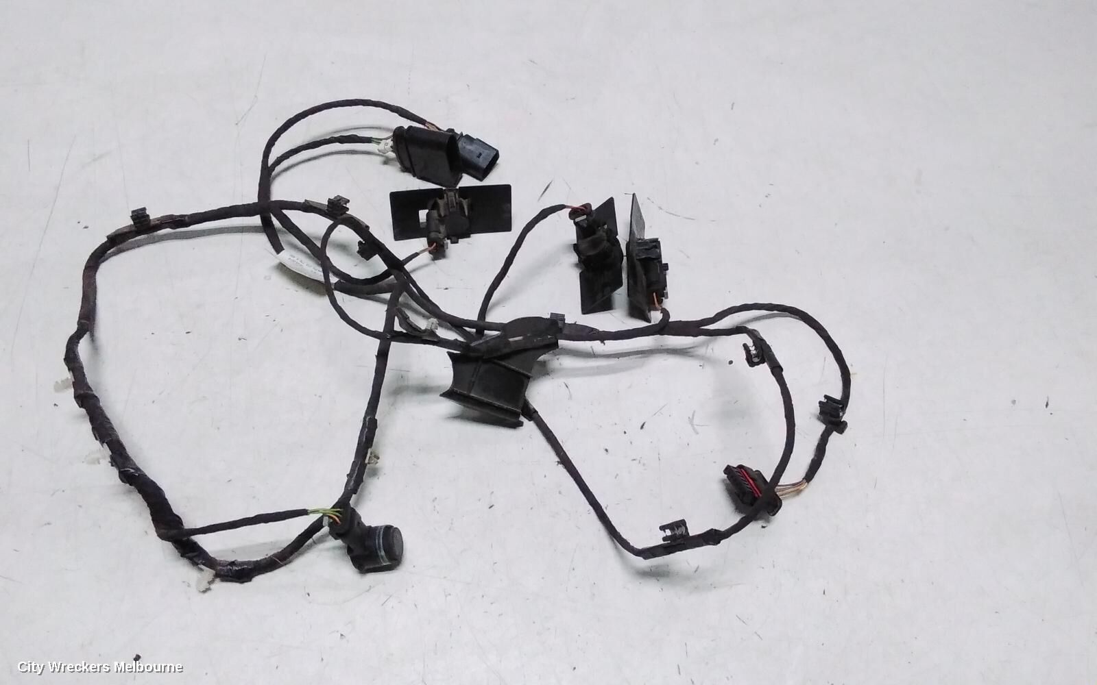 VOLKSWAGEN CRAFTER, SY1, 08/17-, REAR BAR SENSORS: 142355