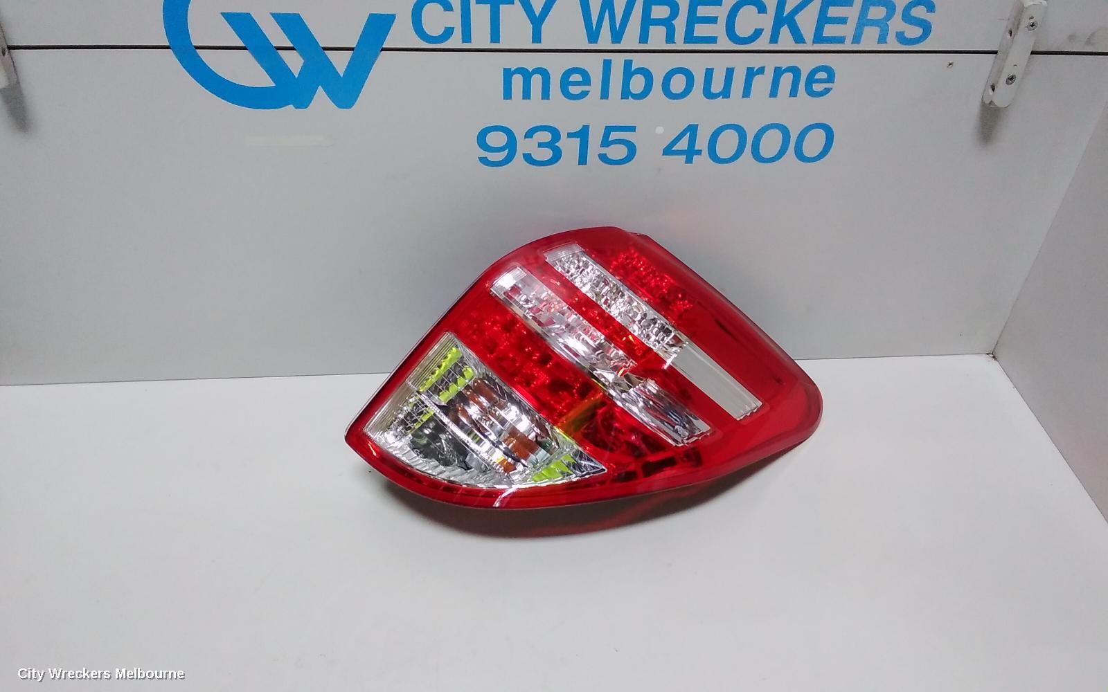 TOYOTA RAV4 2010 Right Taillight