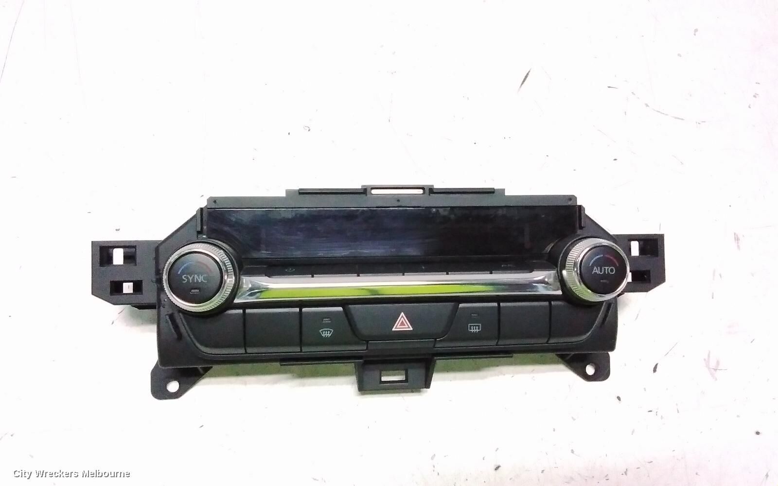 MAZDA 3 2019 Heater/Ac Controls
