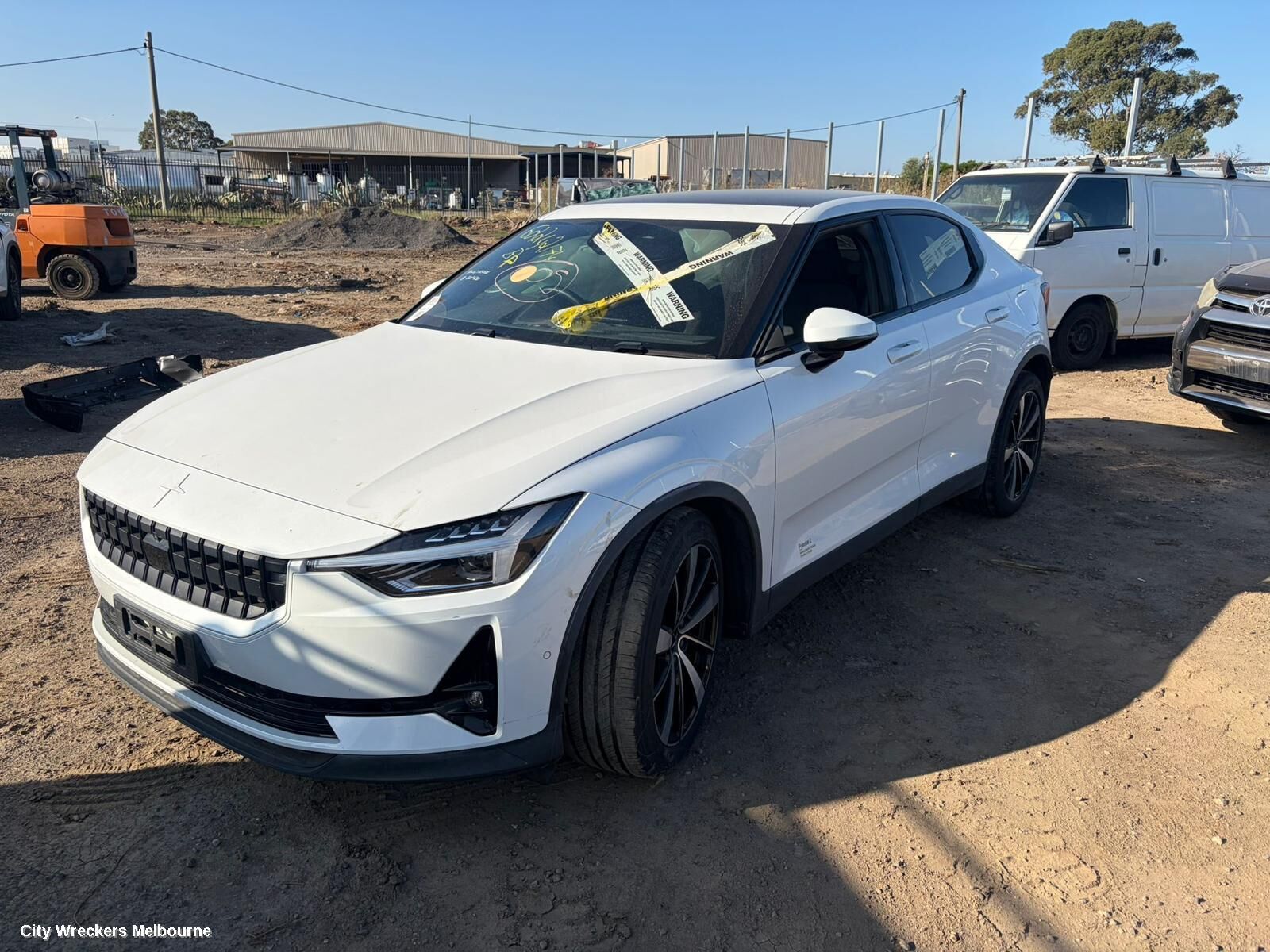 POLESTAR 2 2022 Front Seat