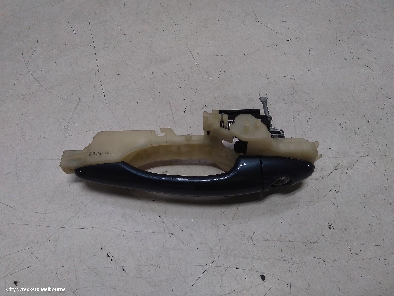 KIA SPORTAGE 2010 Door Handle
