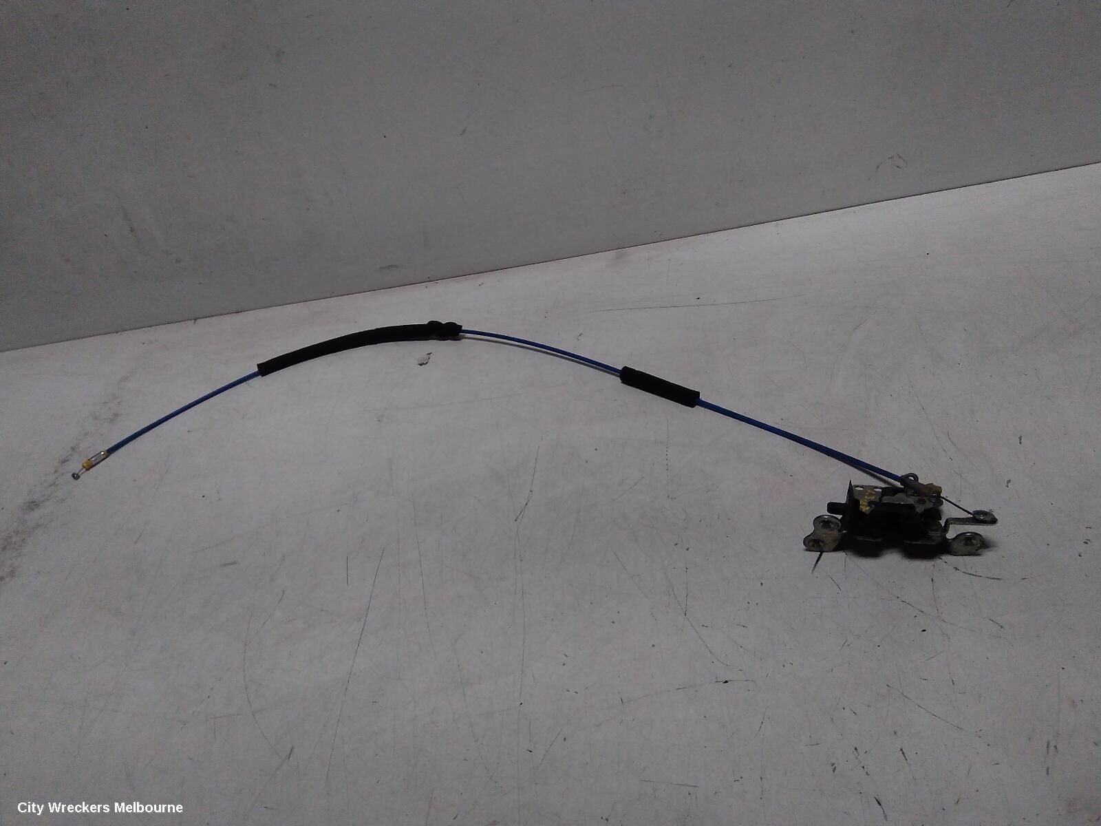 TOYOTA HIACE 2012 Door/Boot/Gate Lock, RIGHT REAR DOOR LOCK, TRH/KDH, 01/05-04/19