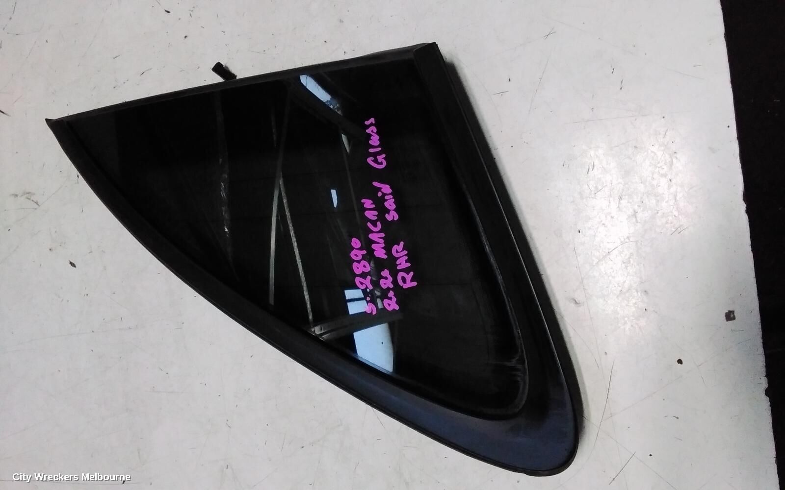 PORSCHE MACAN 2020 Right Rear Side Glass