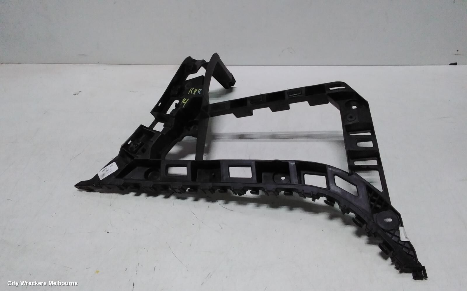VOLKSWAGEN JETTA, 1B, 02/11-, RHR QTR Panel Bracket ~ : 142849