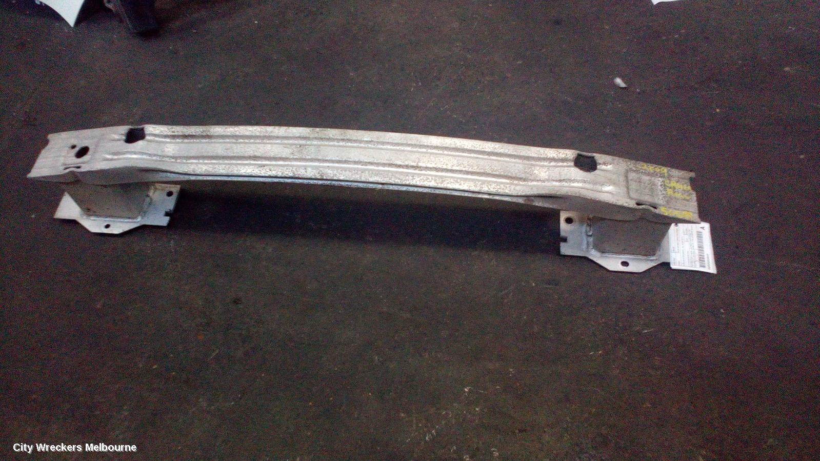HOLDEN CRUZE 2009 R/Bar Bracket/Reinfo
