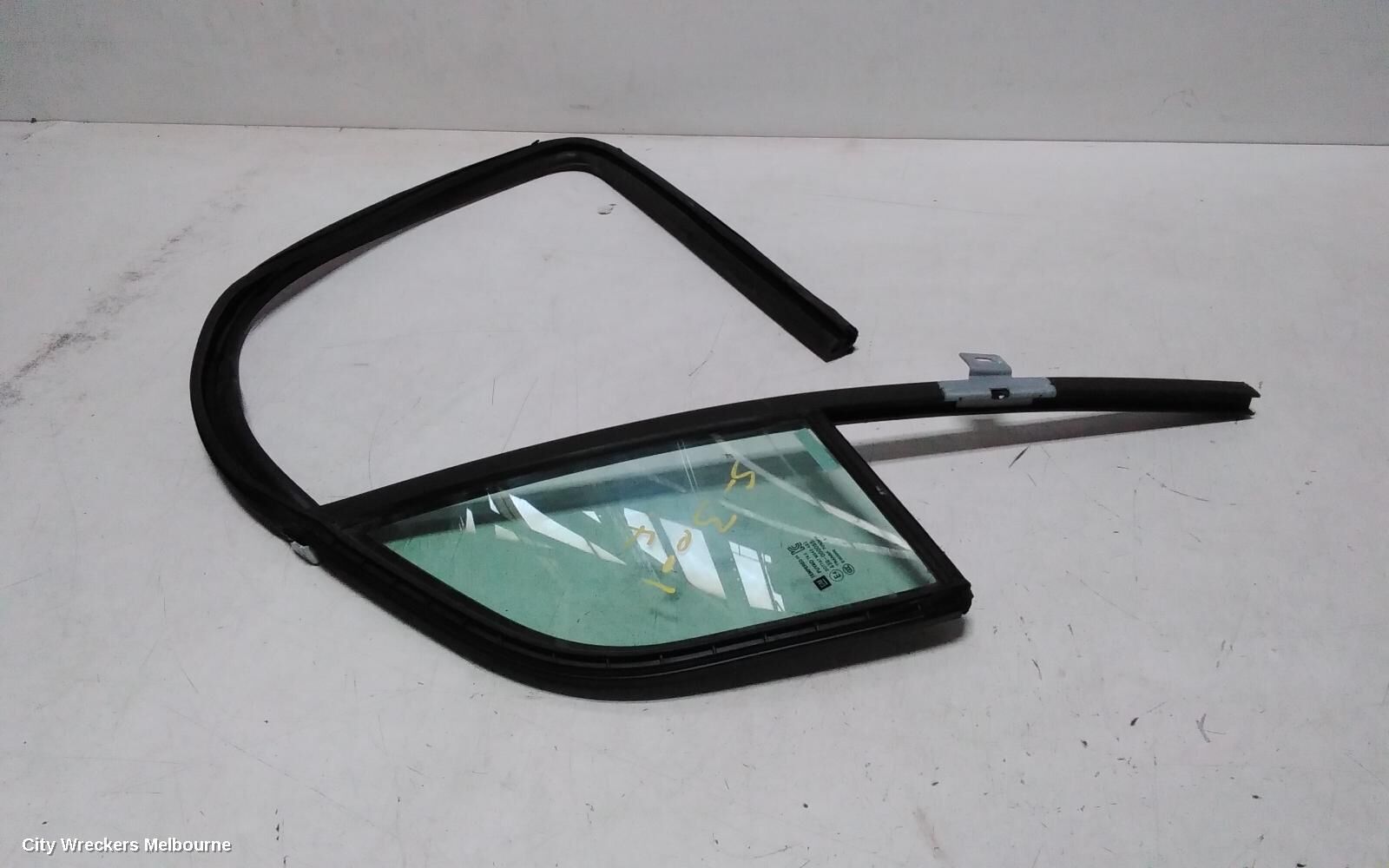 HOLDEN TRAX 2019 Left Front 1/4 Door Glass