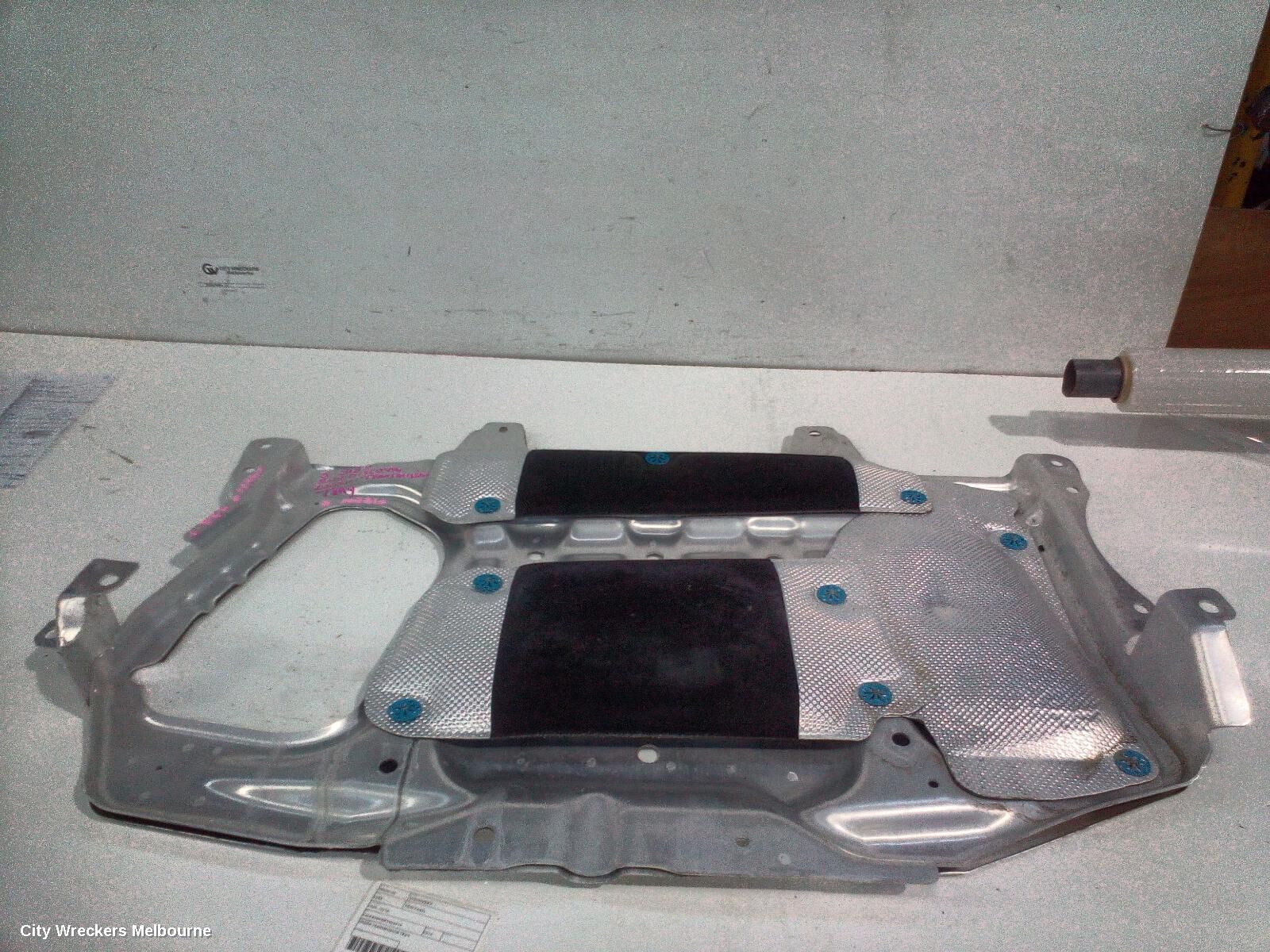 LAND ROVER DISCOVERY 2019 Trim Panel