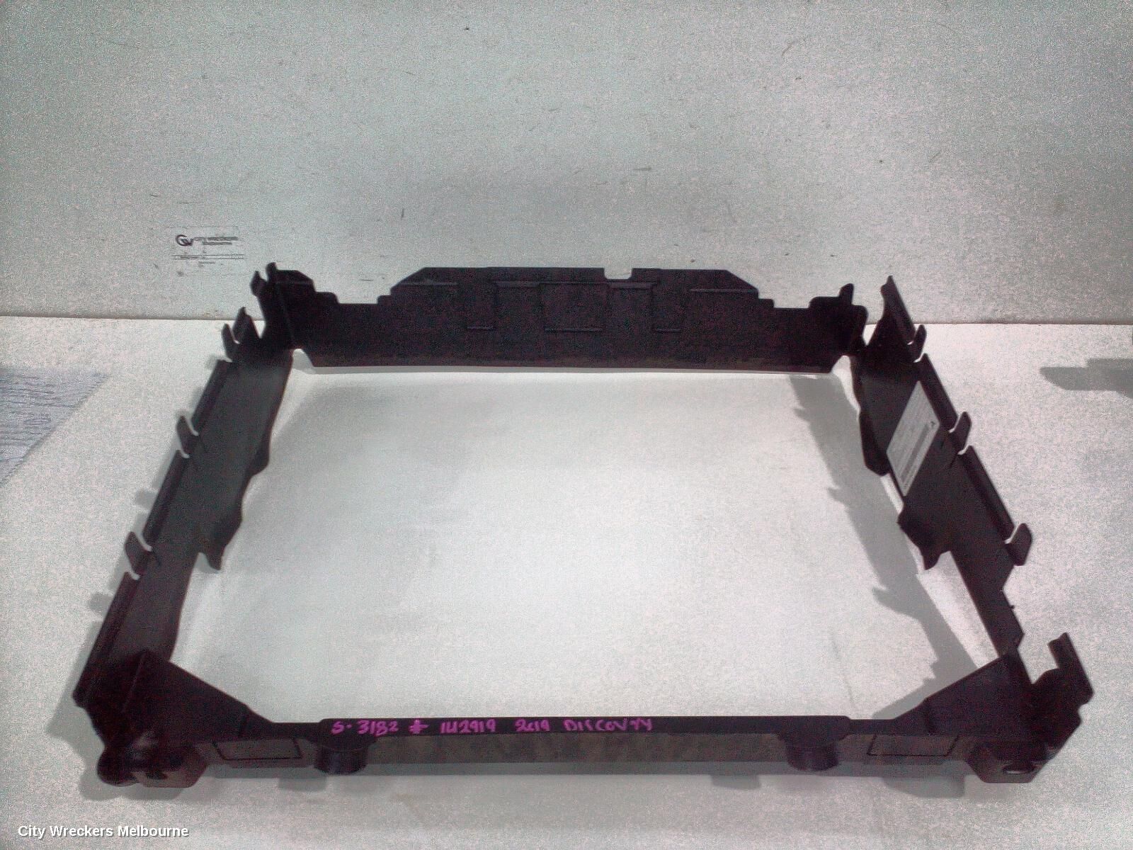 LAND ROVER DISCOVERY 2019 Fan Shroud