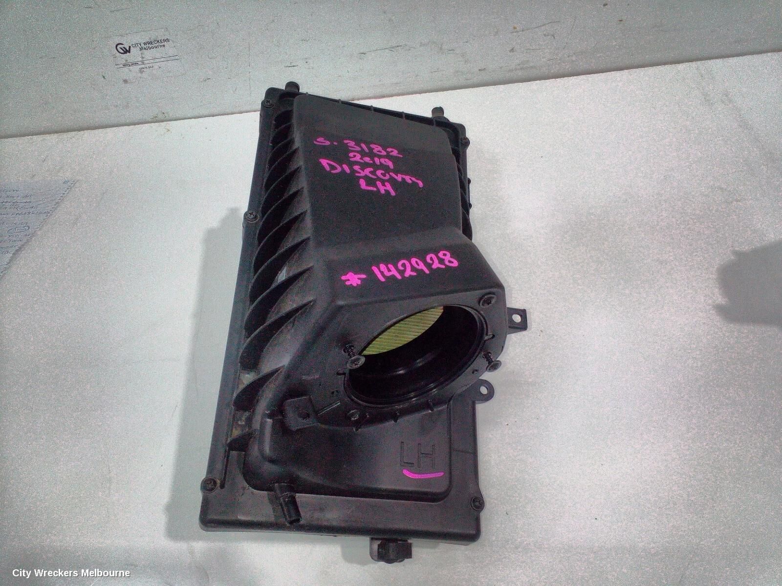 LAND ROVER DISCOVERY 2019 Air Cleaner Duct/Hos