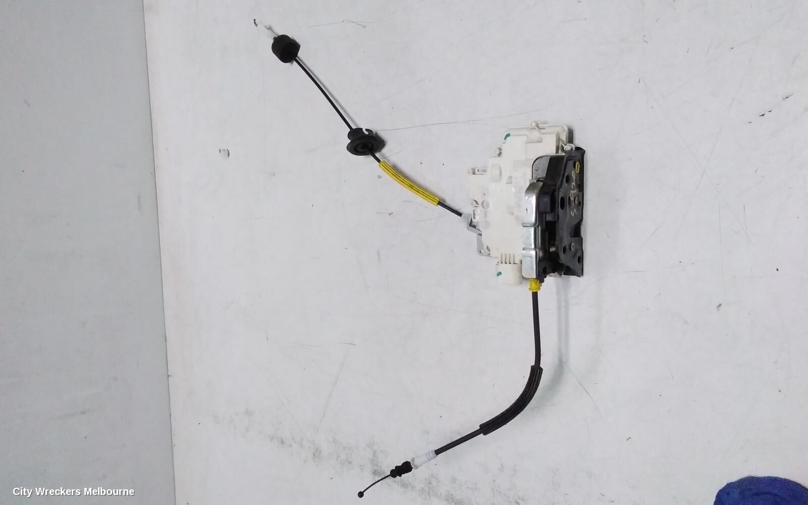AUDI Q5 2010 Door/Boot/Gate Lock, LEFT FRONT DOOR LOCK, 8R, DUAL ROW (8 PIN), P/N 8J2837015F, 12/08-01/17