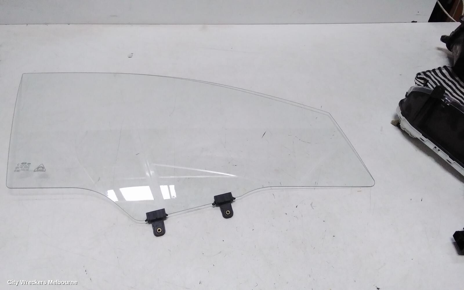 KIA PICANTO 2021 Right Front Door Window