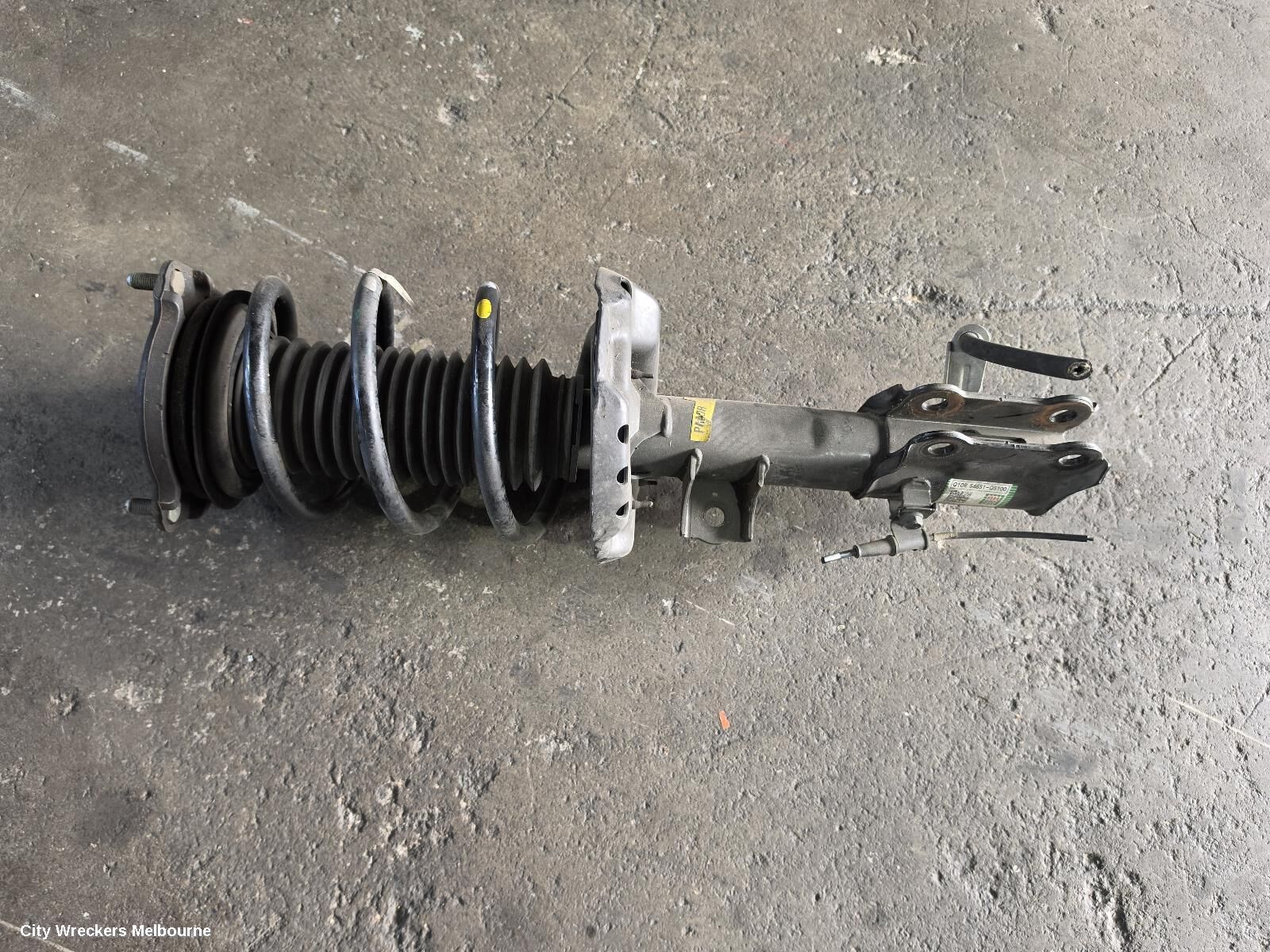 KIA SELTOS 2023 Right Front Strut