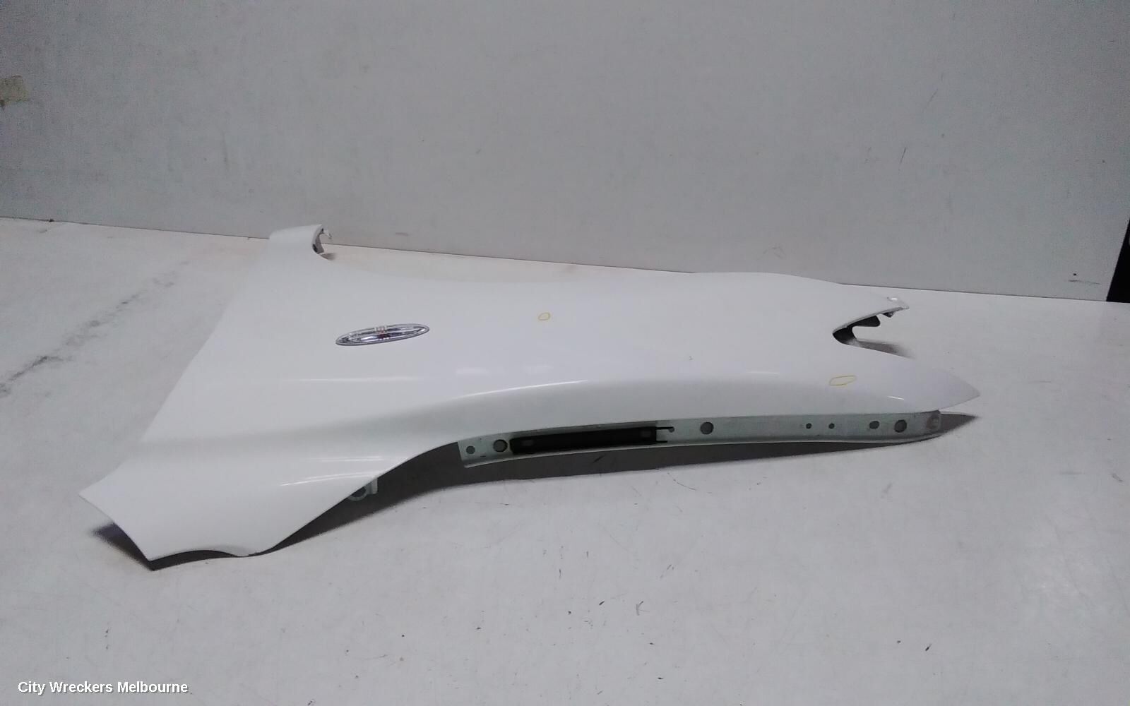TOYOTA CAMRY 2009 Left Guard