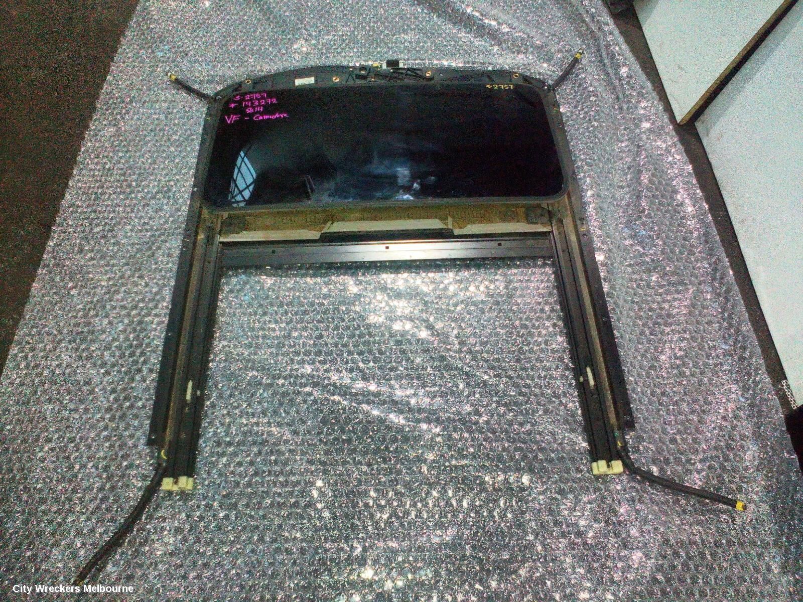 HOLDEN COMMODORE 2014 Roof Glass/Sunroof/T